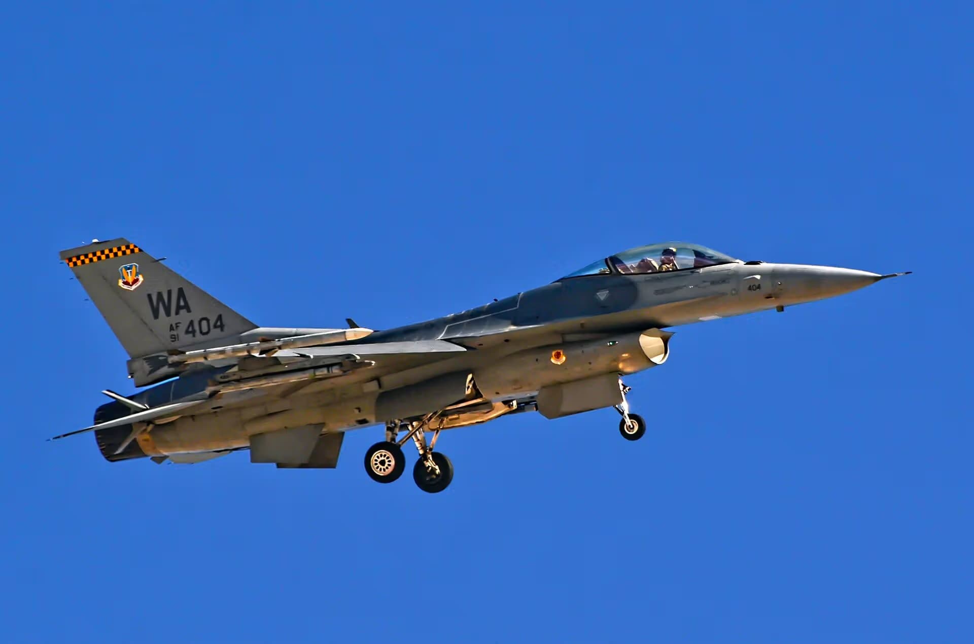 Unidentified — Aircraft at Nellis Air Force Base