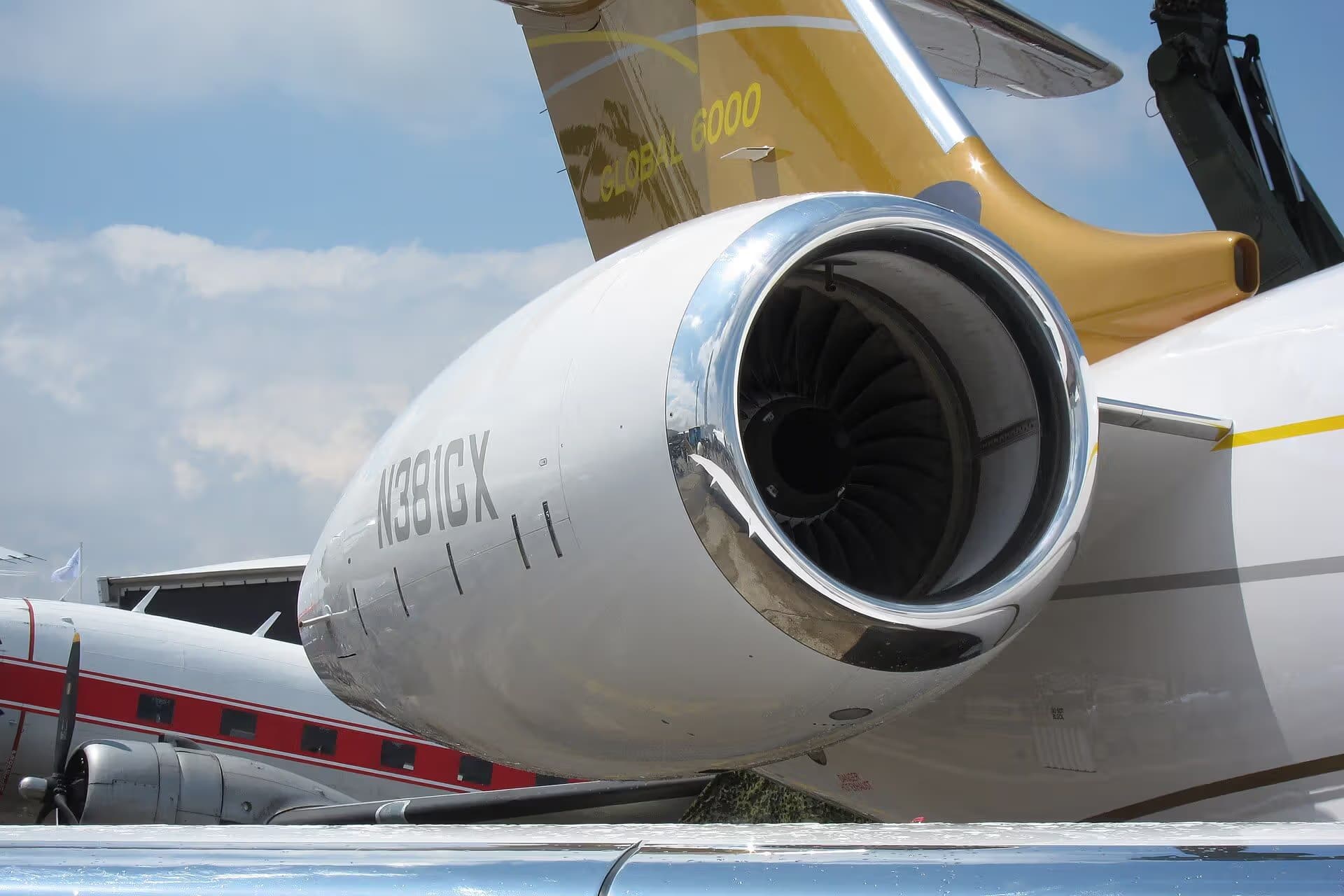 N381GX — Business jet