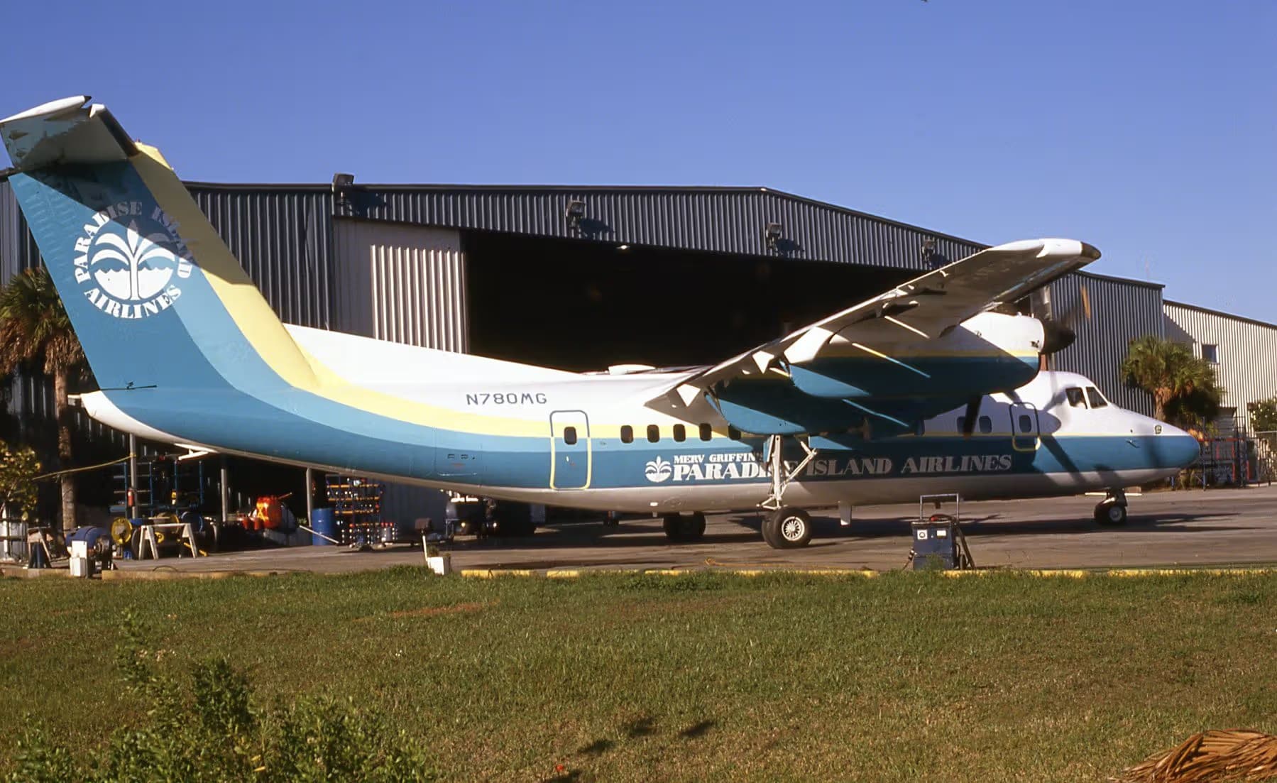 N780MG — De Havilland