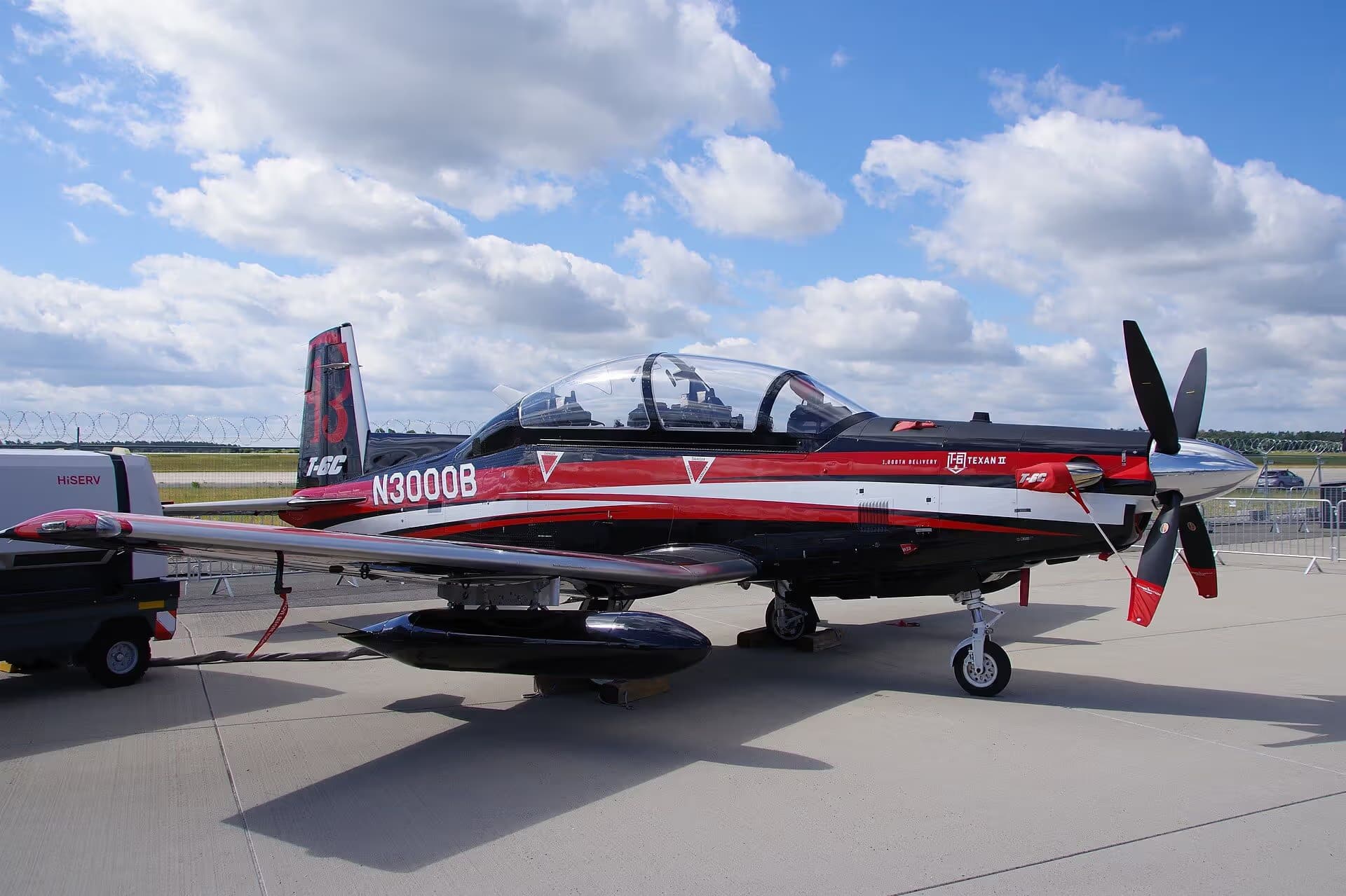 N3000B — Aircraft