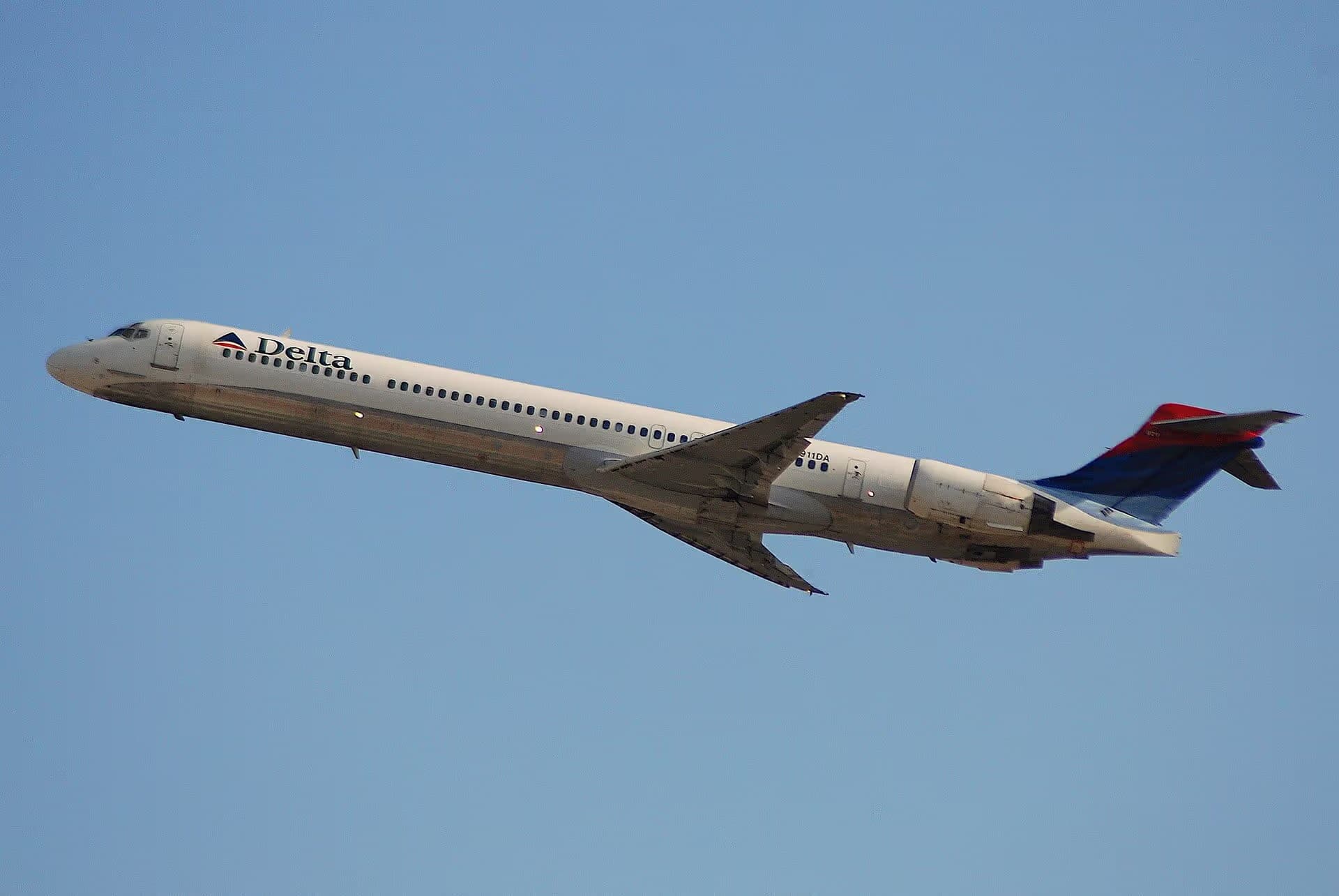 N911DA — Aircraft
