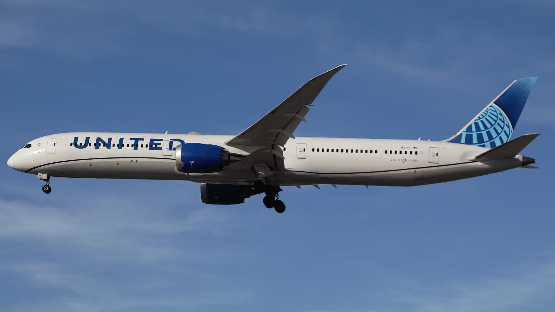 N13013 — Boeing