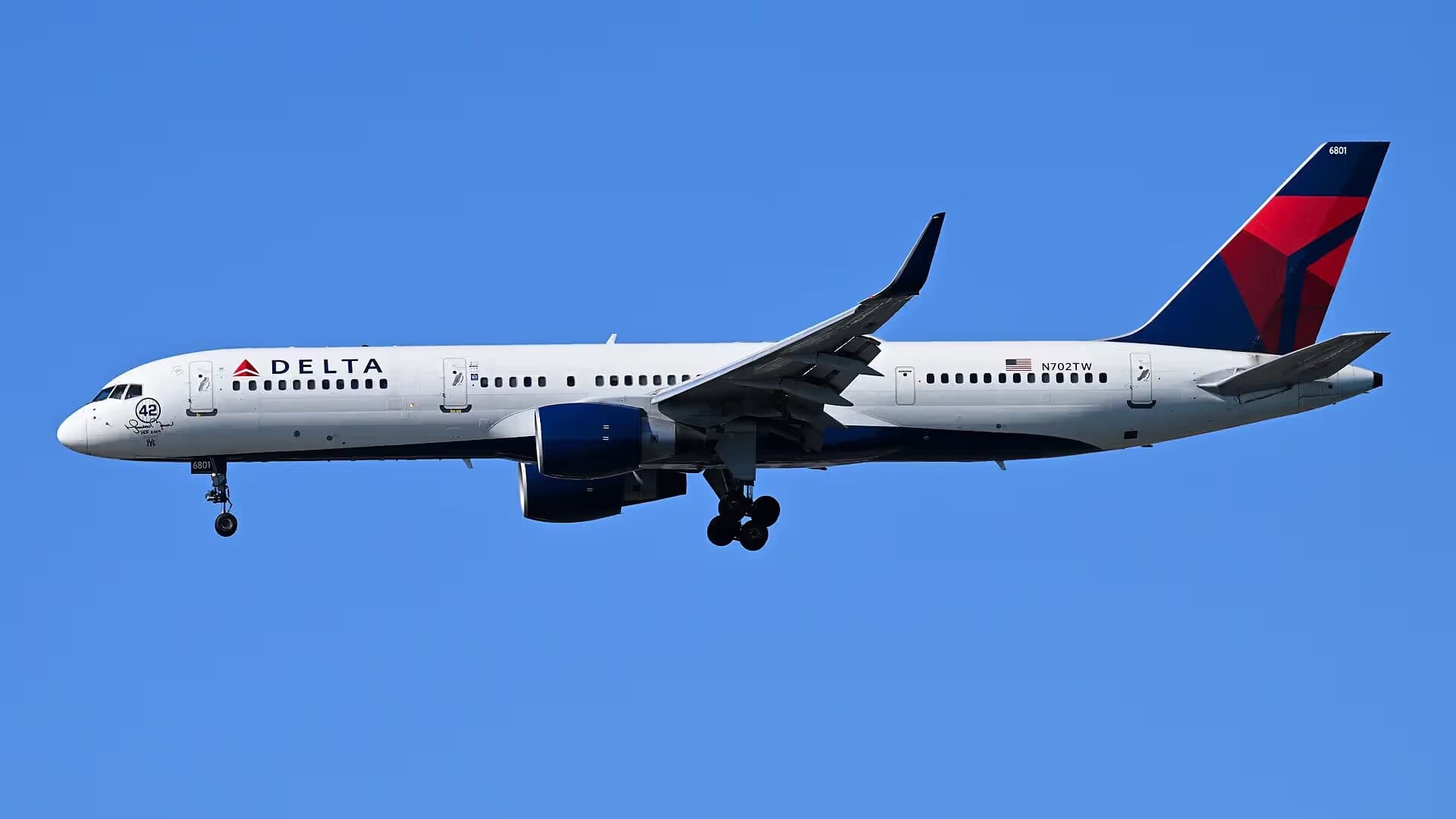 N702TW — Boeing