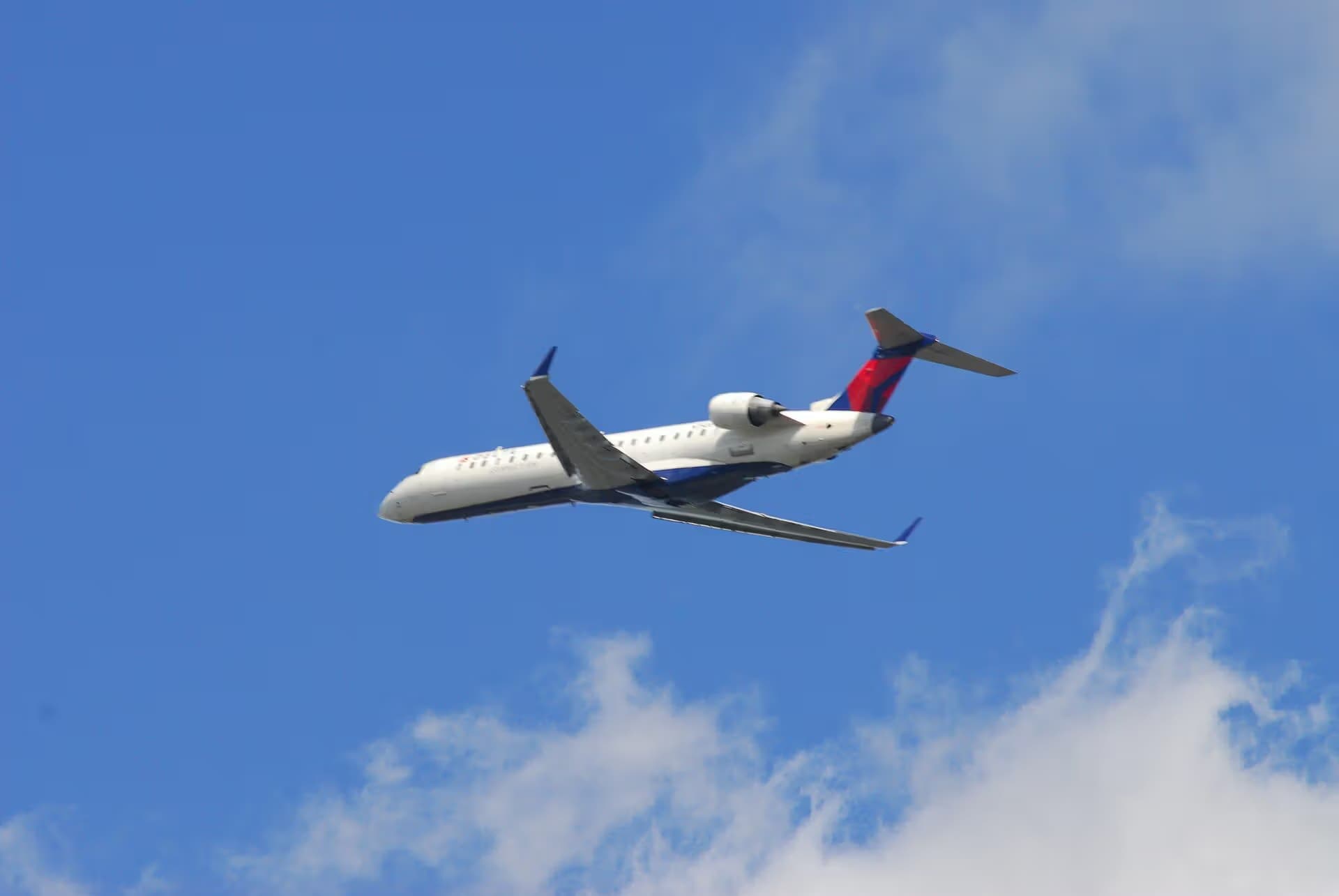 N750EV — Twin-engine aircraft