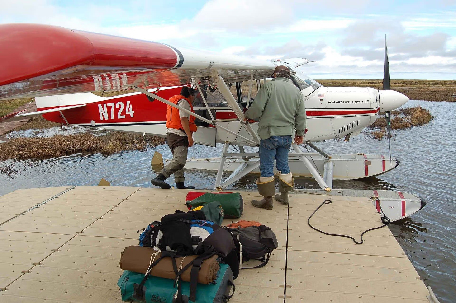 N724 — Floatplane
