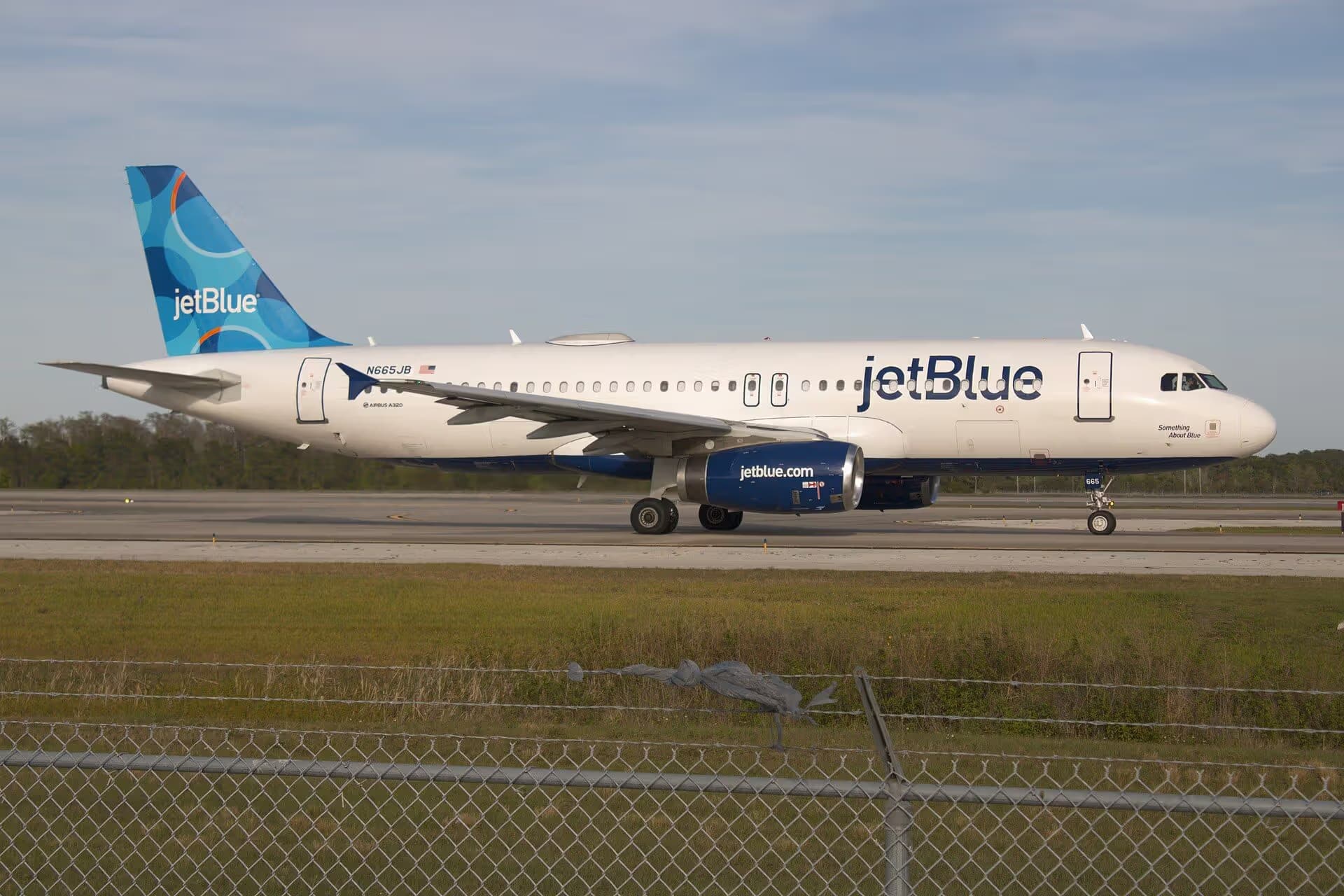 N665JB — Airbus