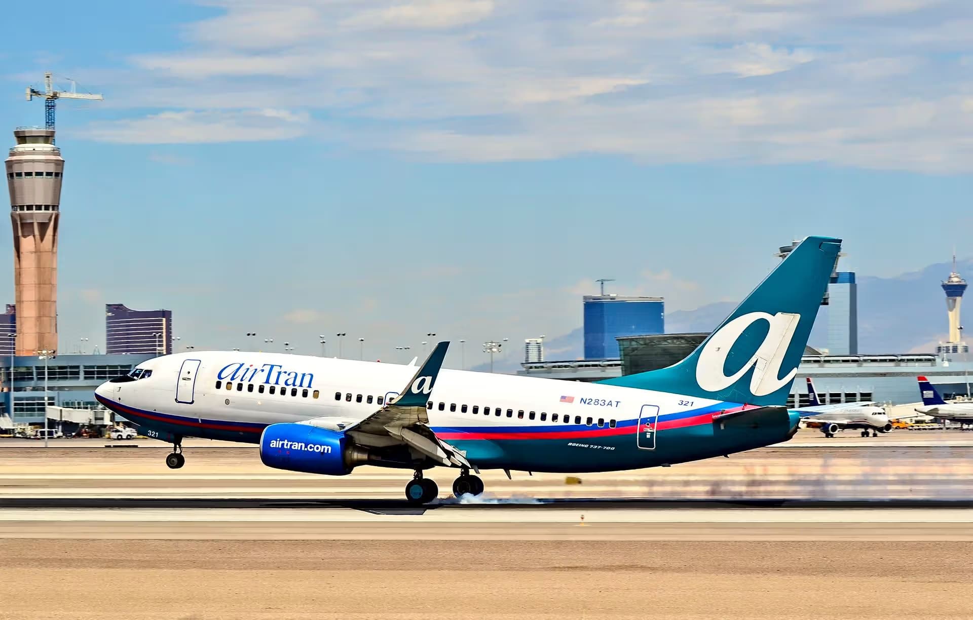 N283AT — Boeing