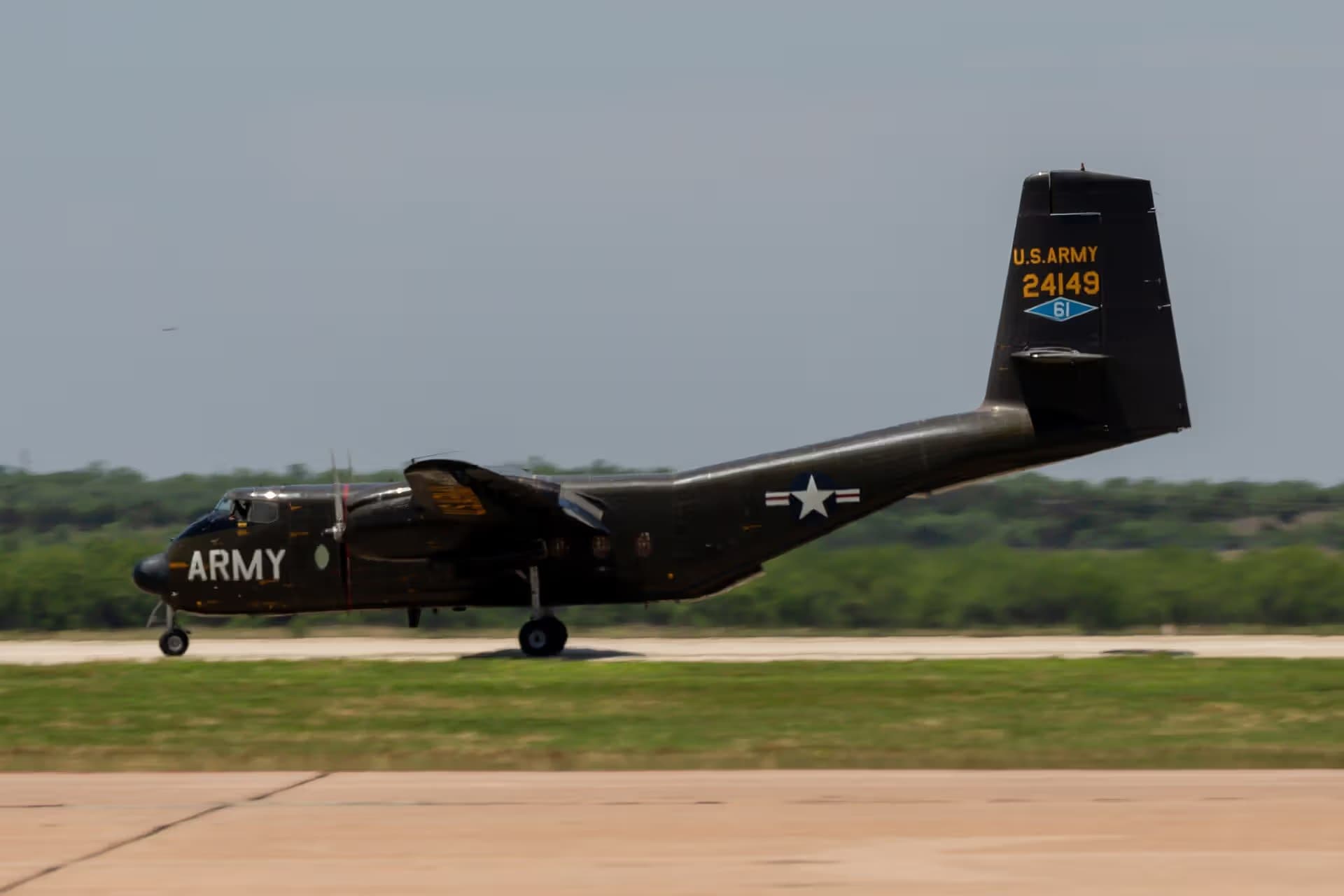 Unidentified — Warbird