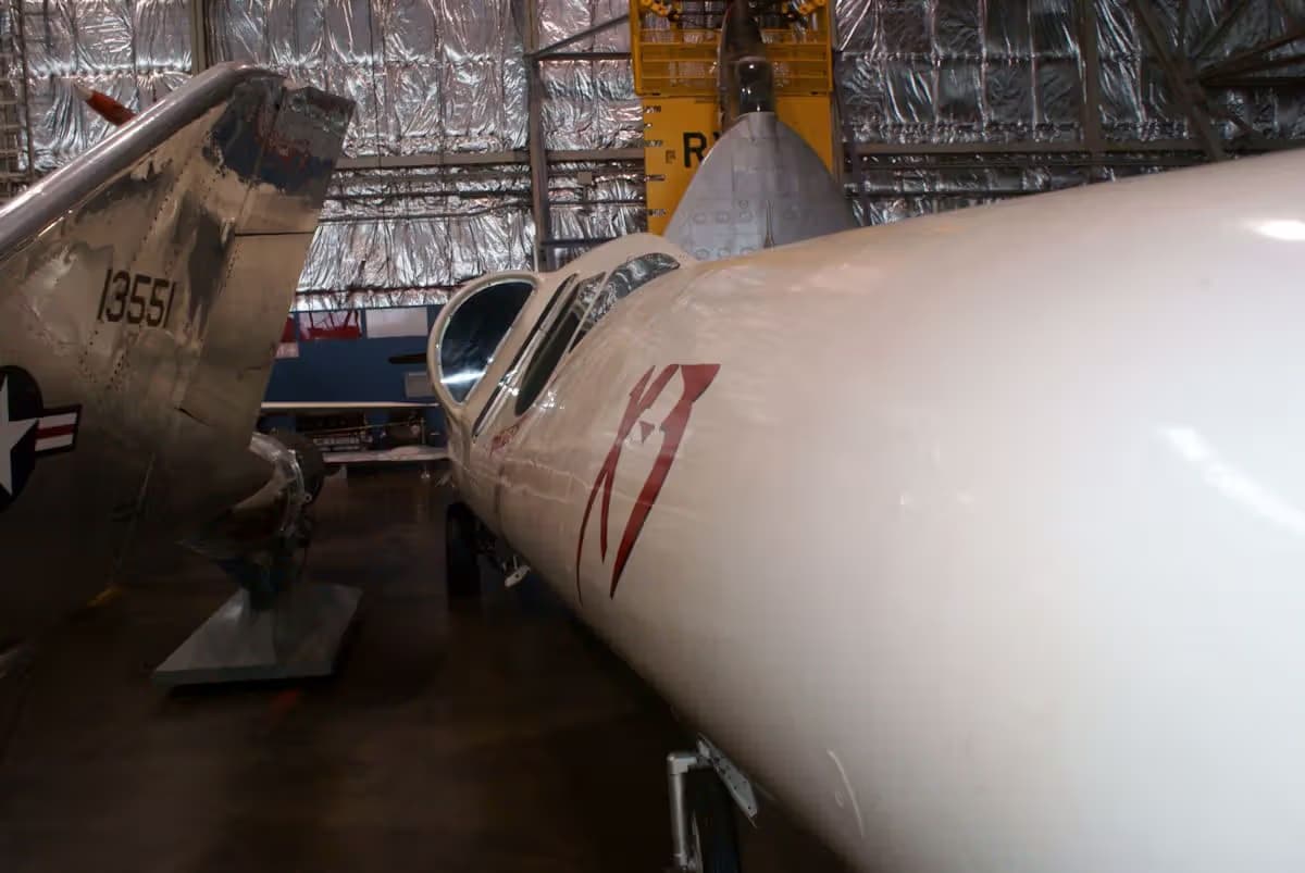 Unidentified — Aircraft