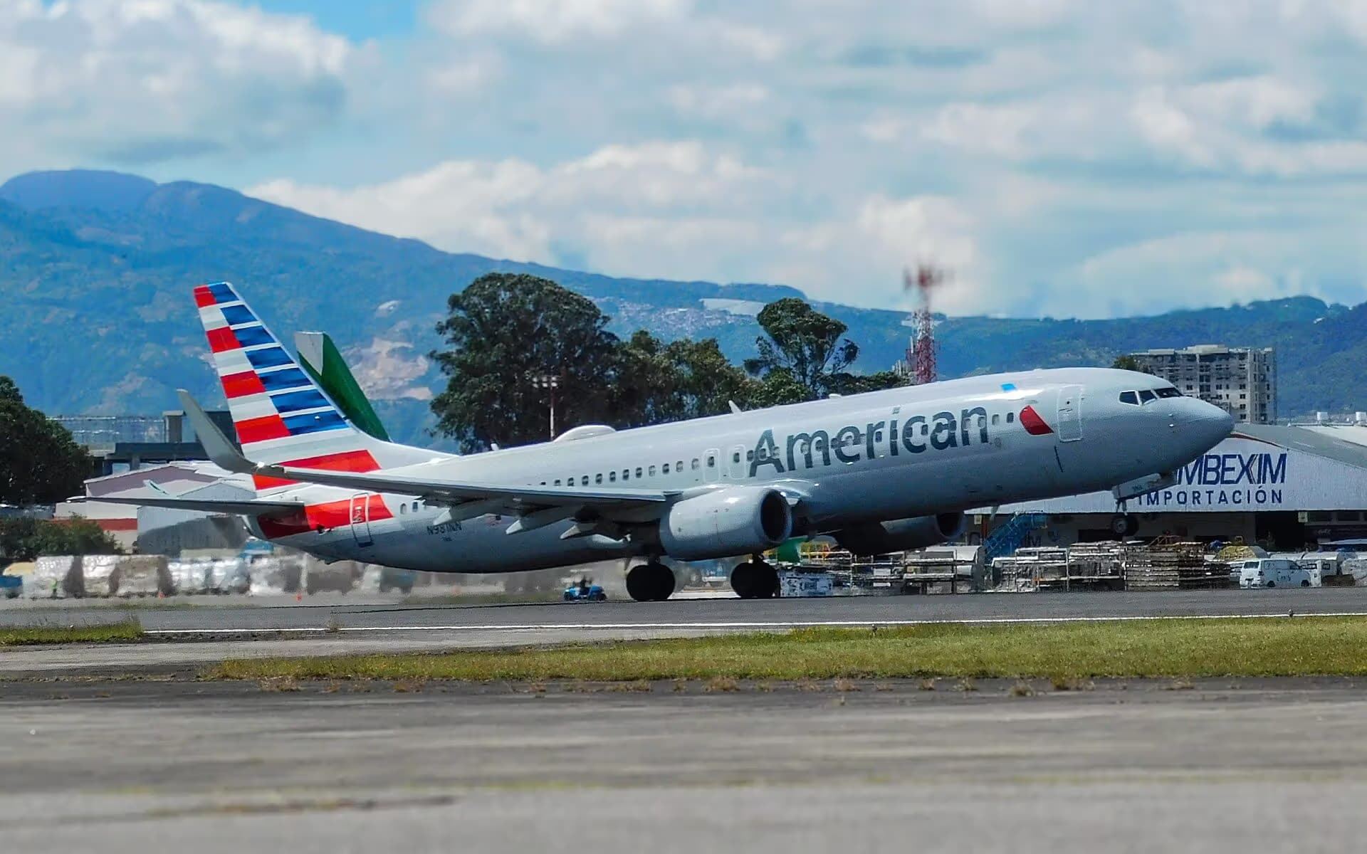 N981NN — Boeing