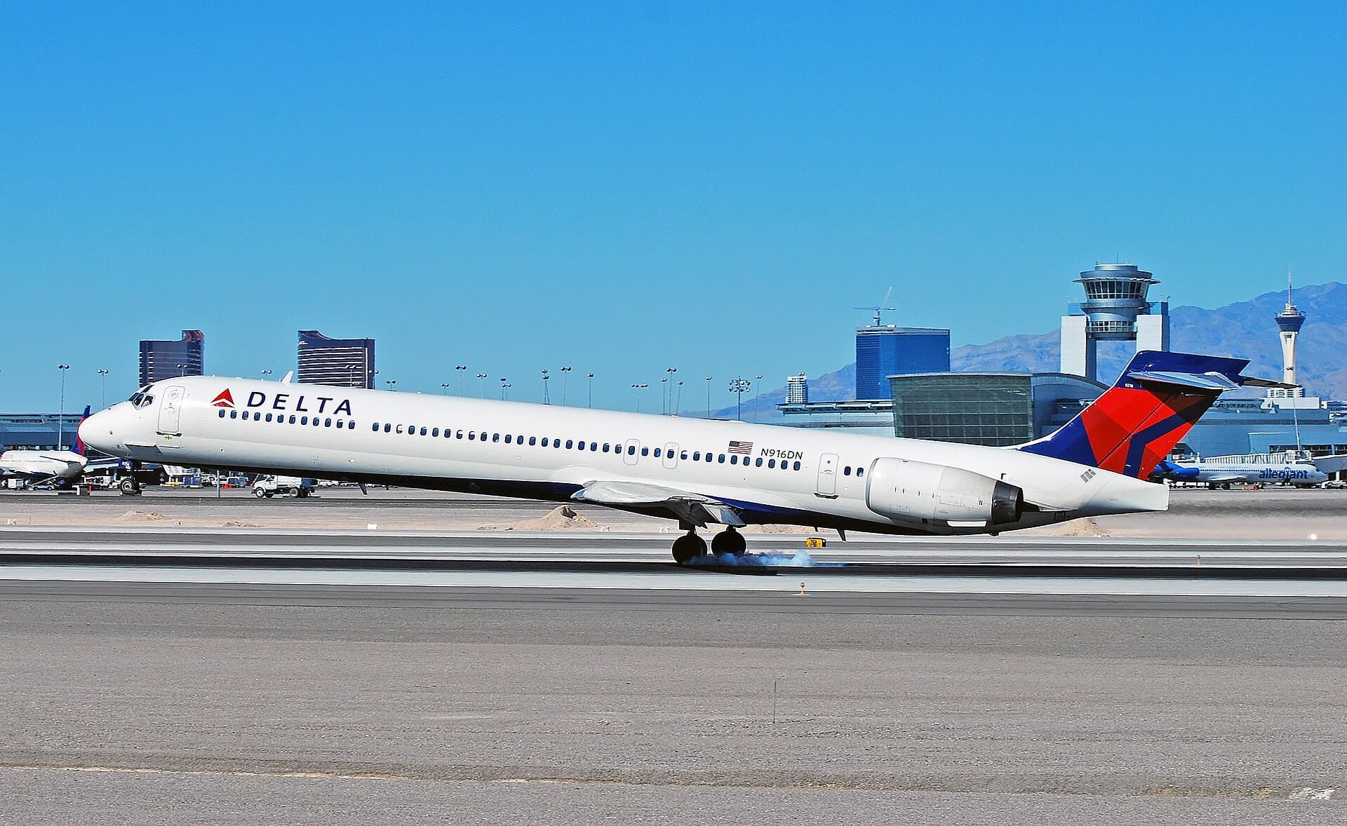 N916DN — Aircraft