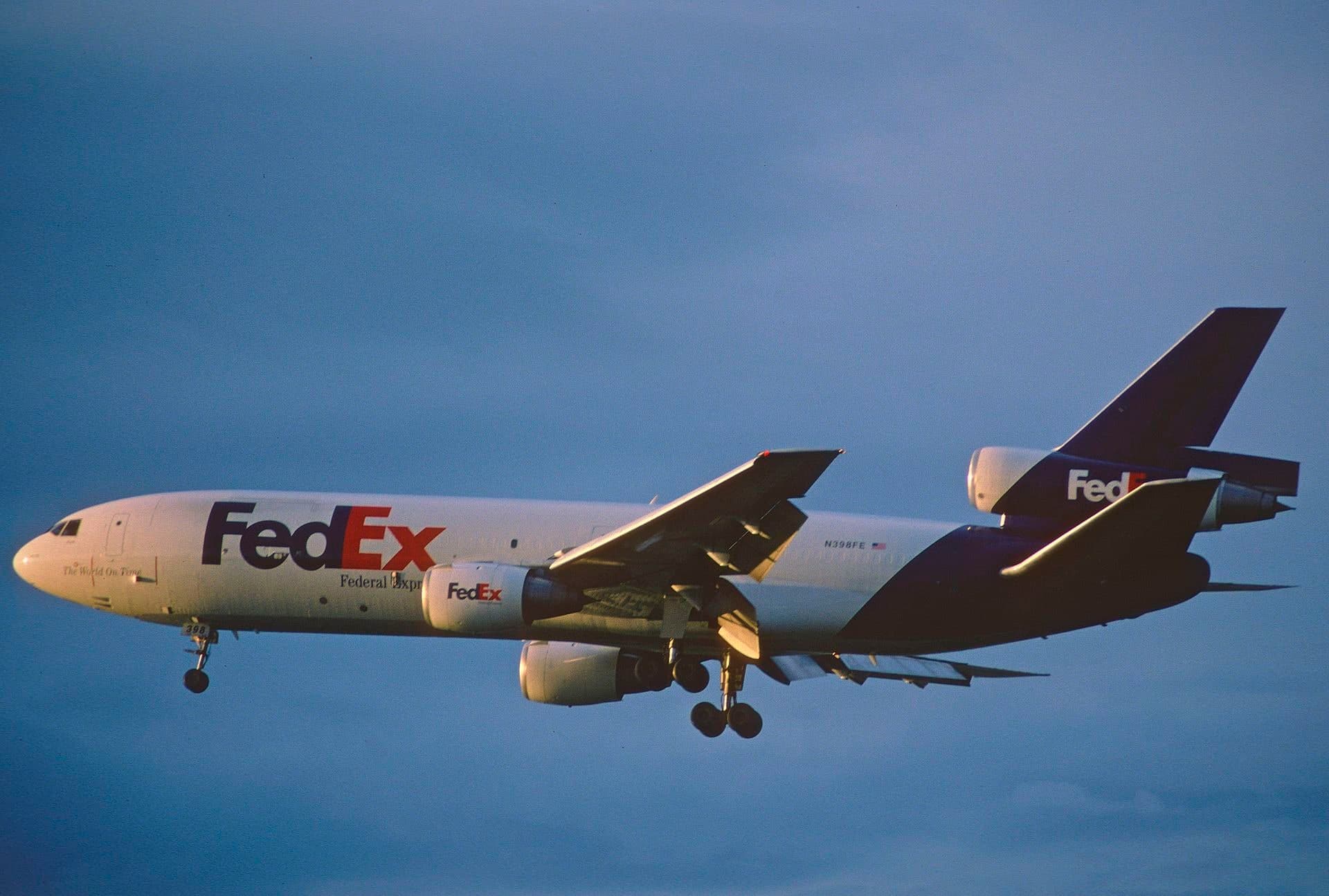 N398FE — Douglas