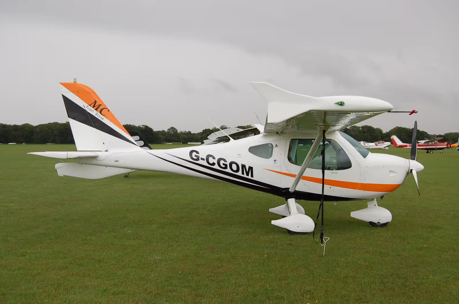 G-CGOM — Aircraft