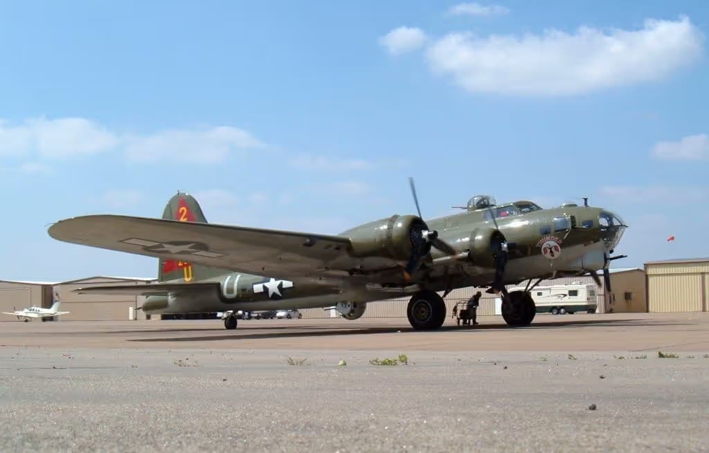 Unidentified — Warbird
