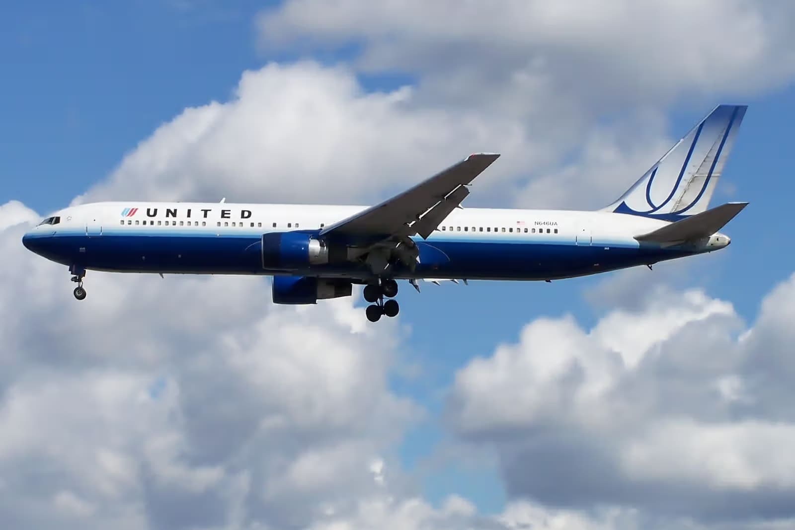 N646UA — Boeing