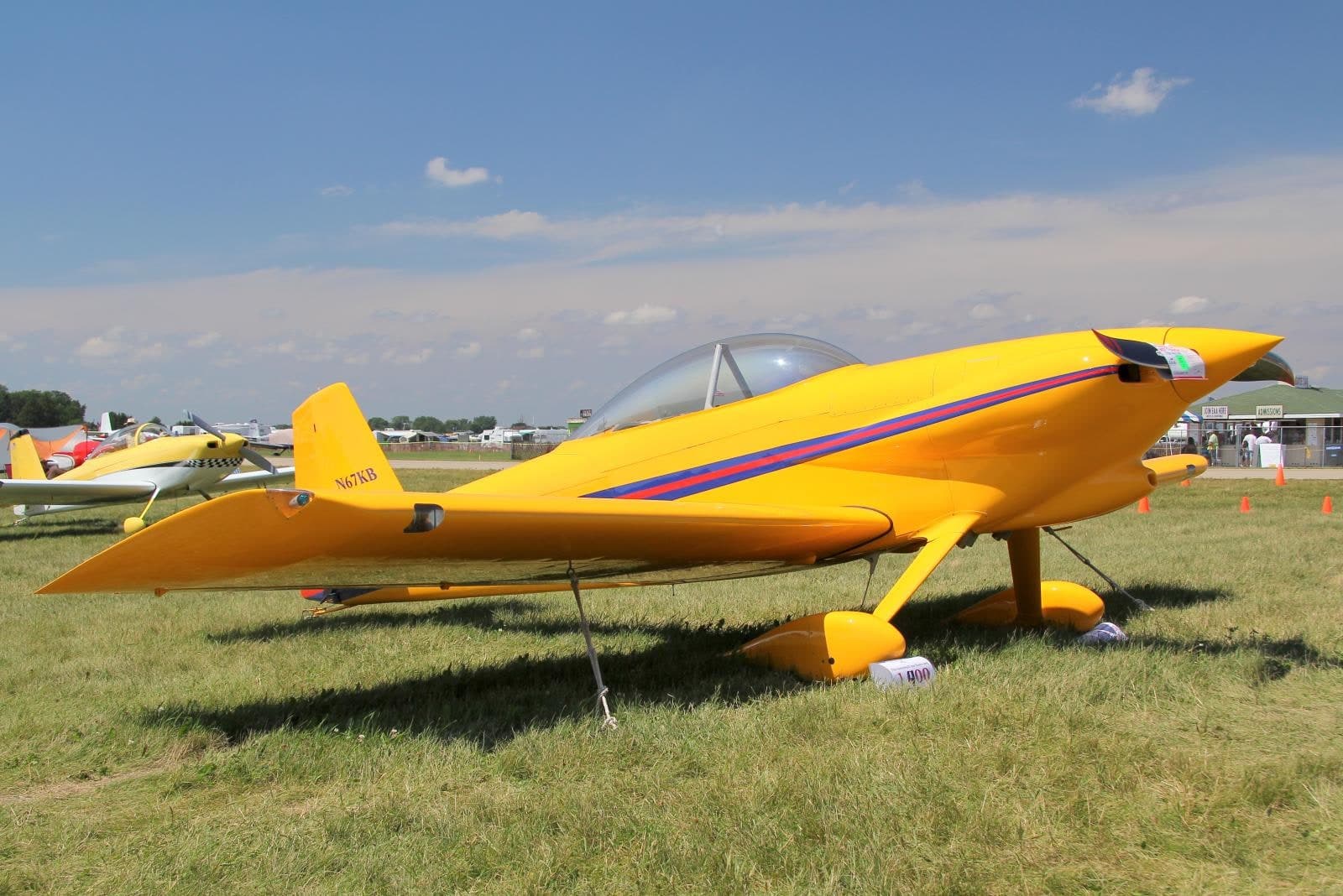 N67KB — Single-engine aircraft