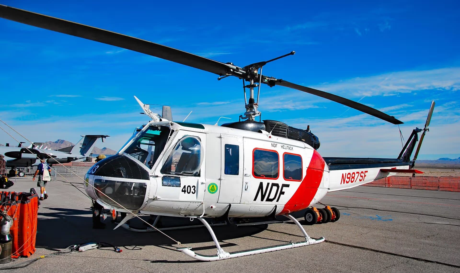 N987SF — Helicopter