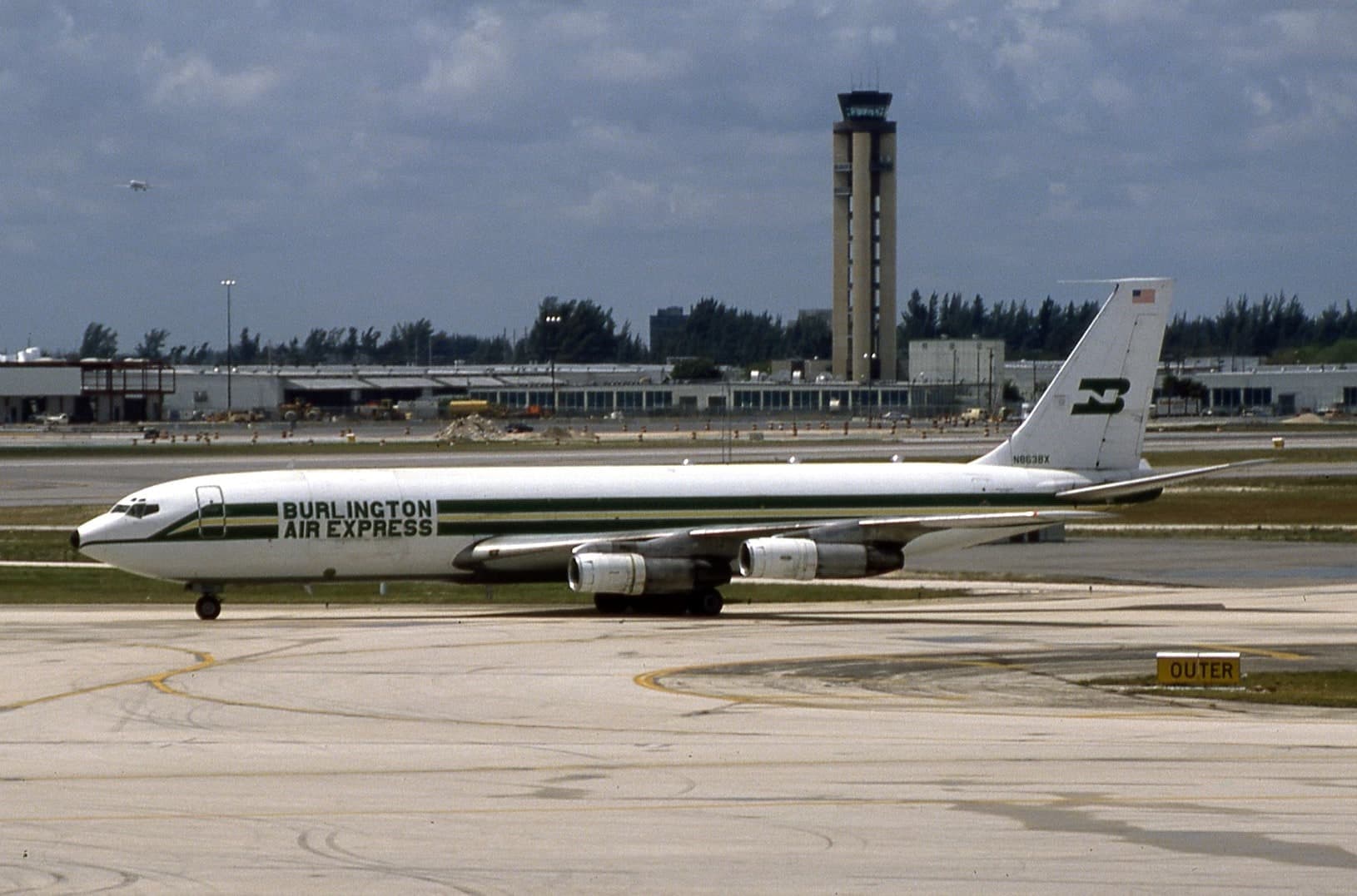 N863BX — Boeing