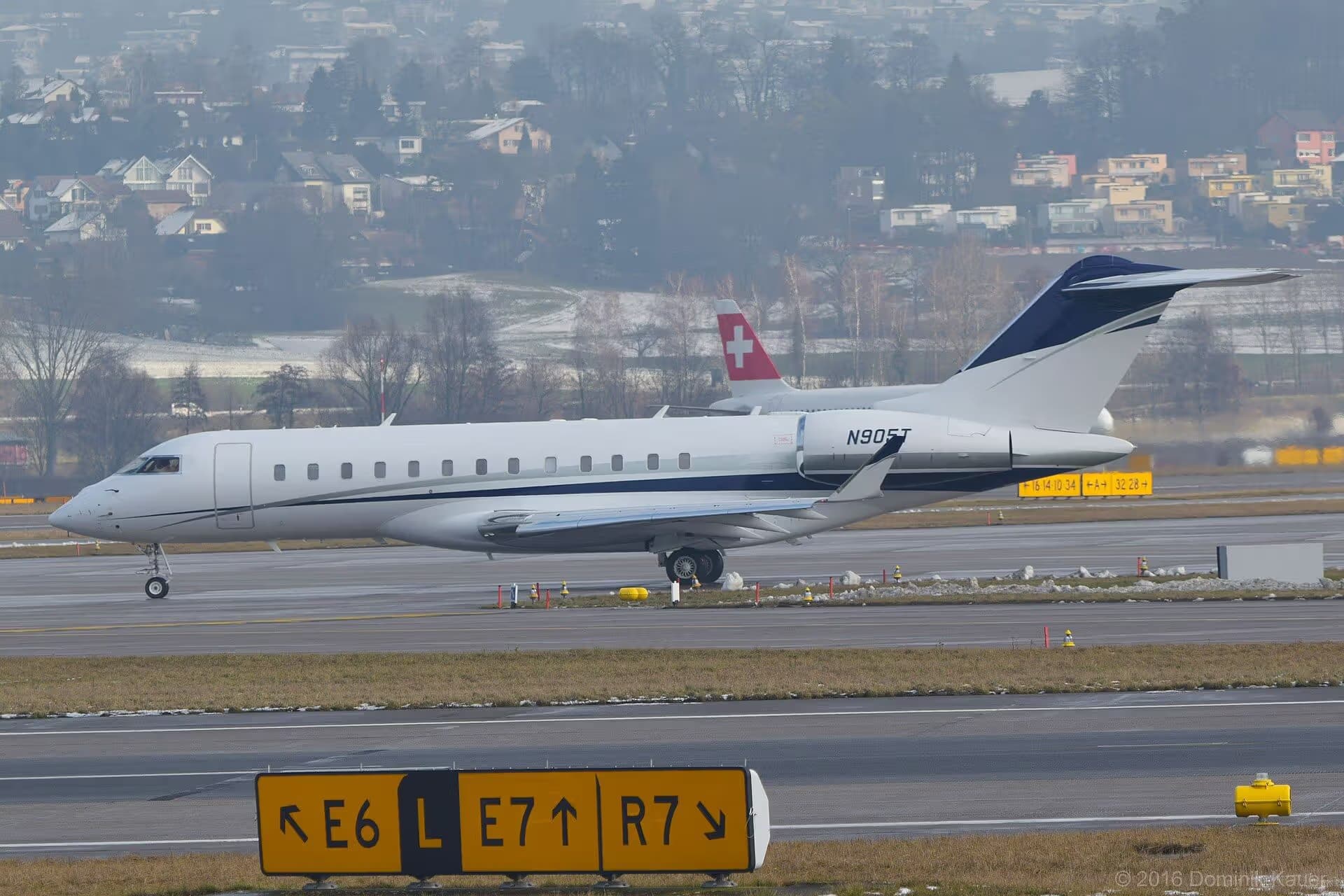 N905T — Bombardier