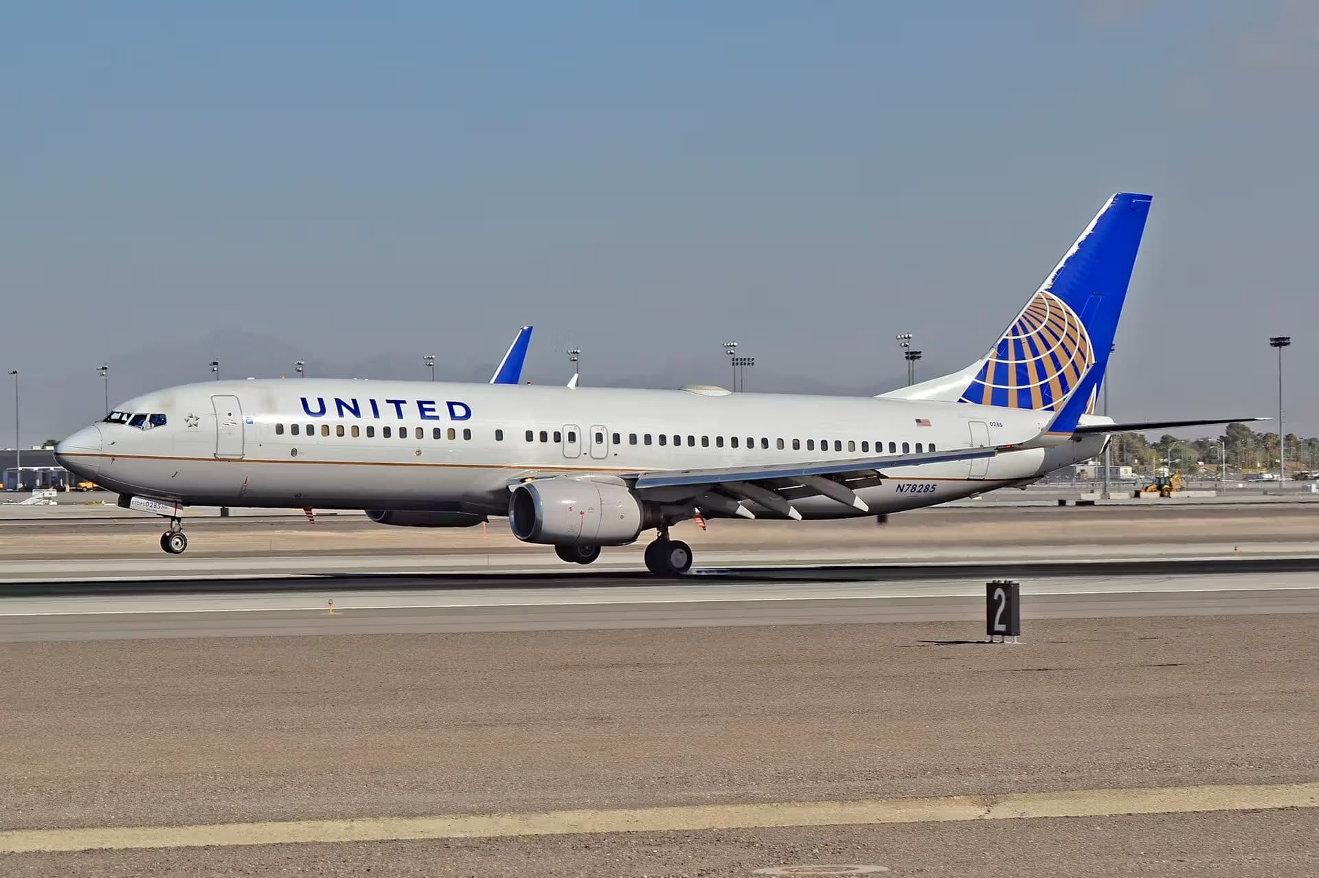 N78285 — Boeing