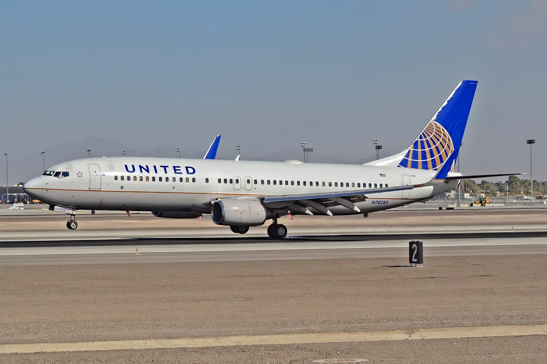 N78285 — Boeing