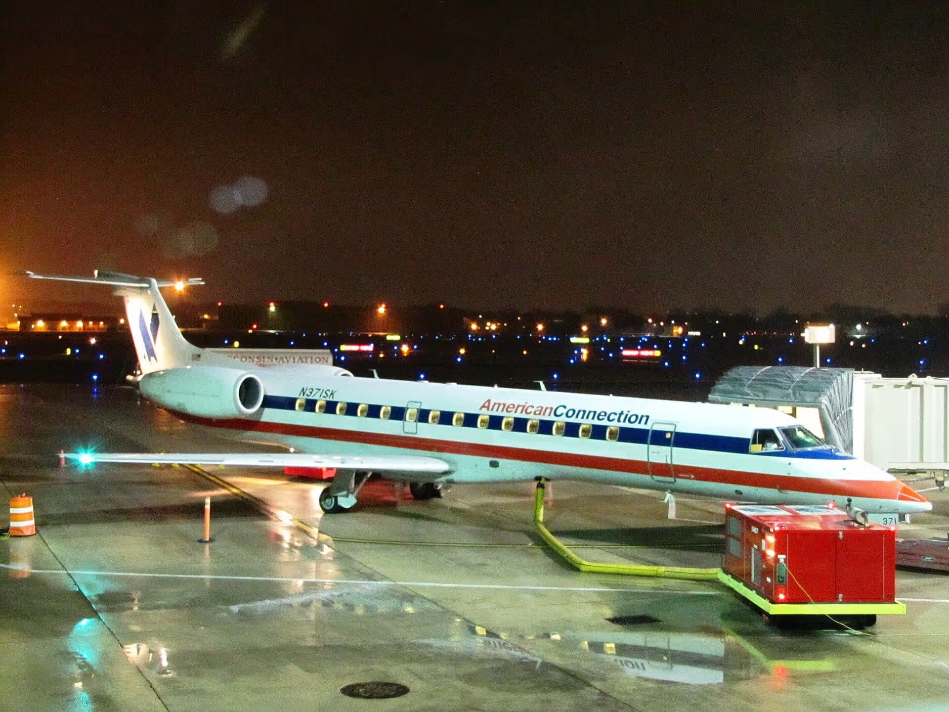 N371SK — Twin-engine aircraft