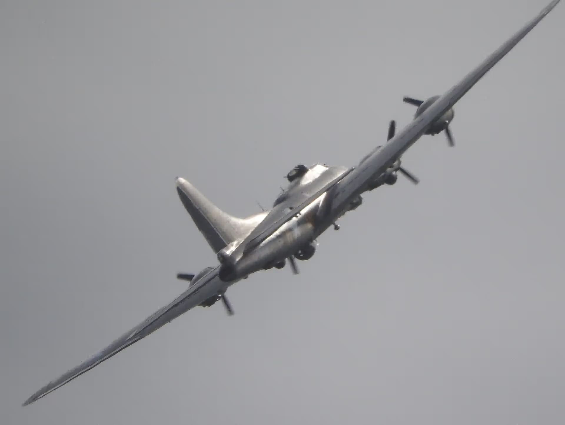 Unidentified — Aircraft