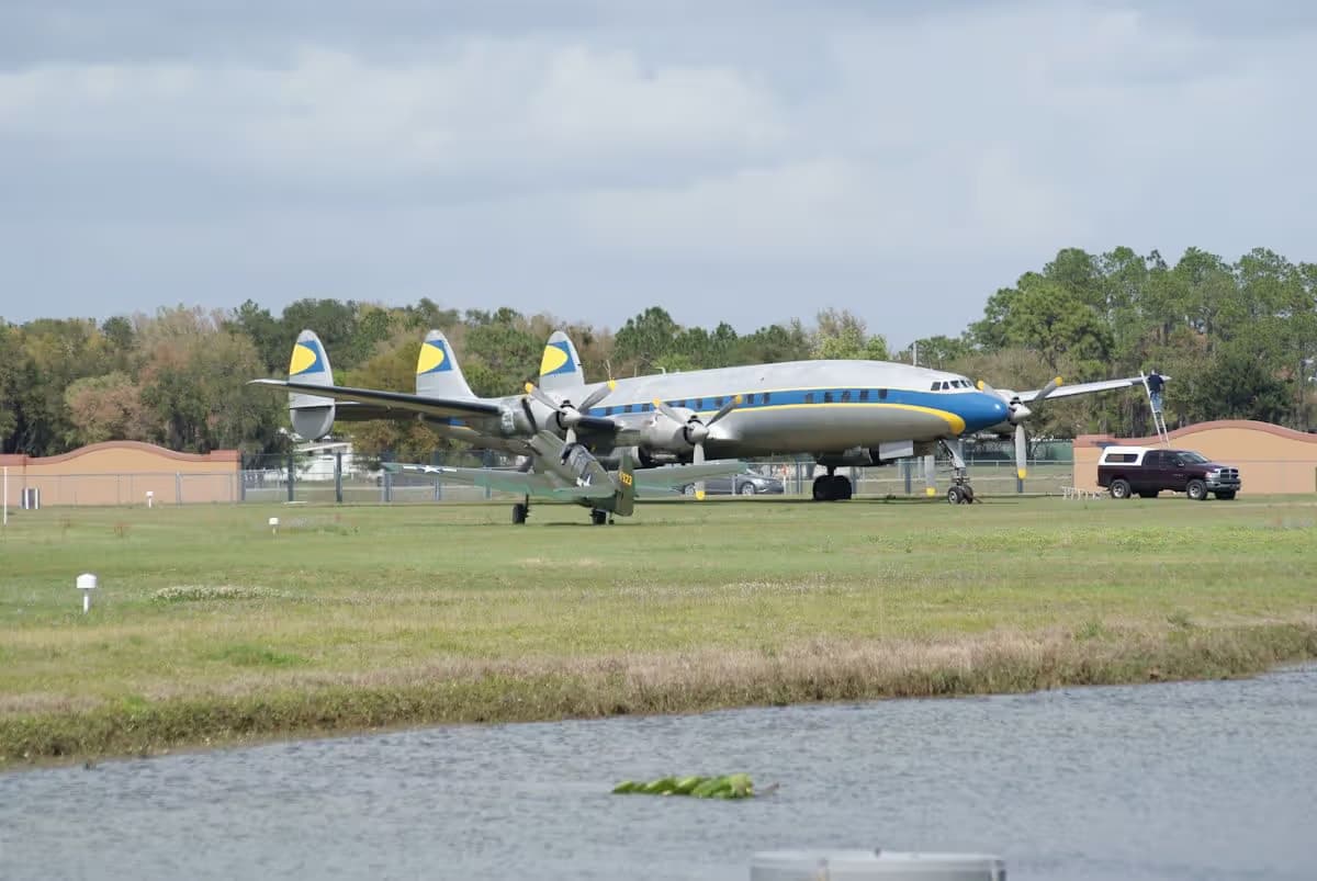 Unidentified — Aircraft