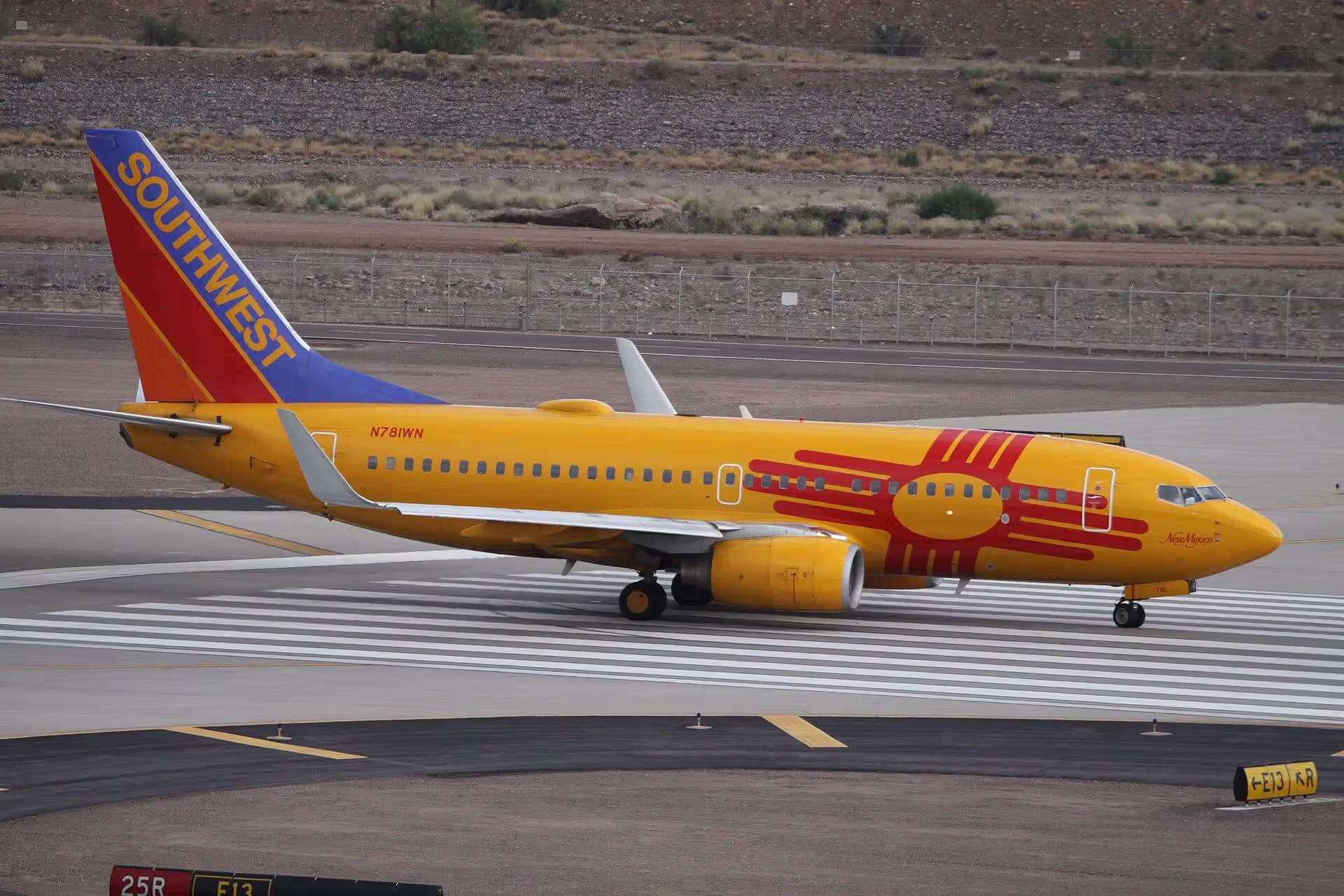 N781WN — Boeing
