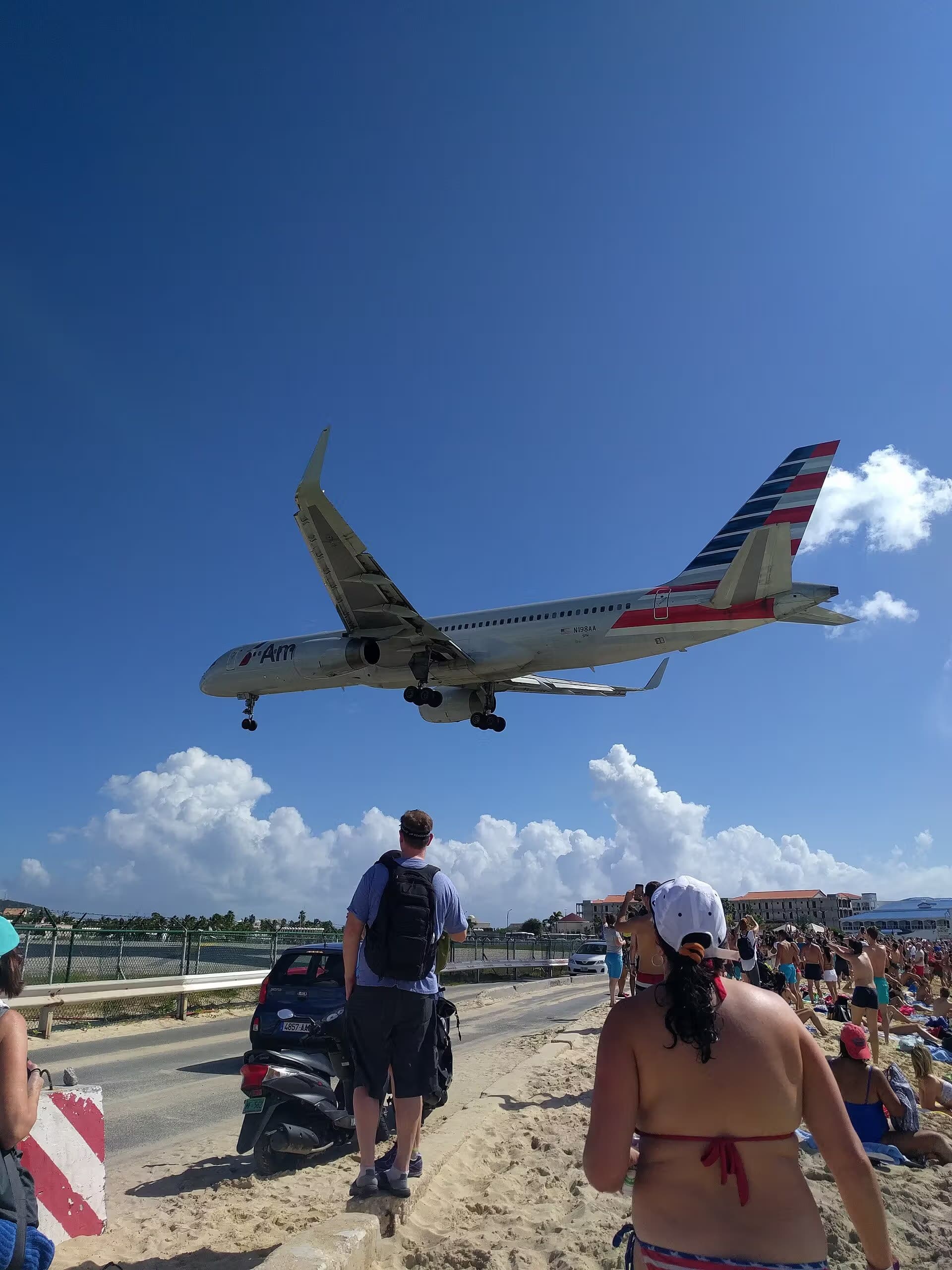 N198AA — Boeing