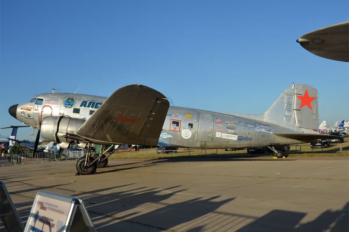 N4550J — Twin-engine aircraft