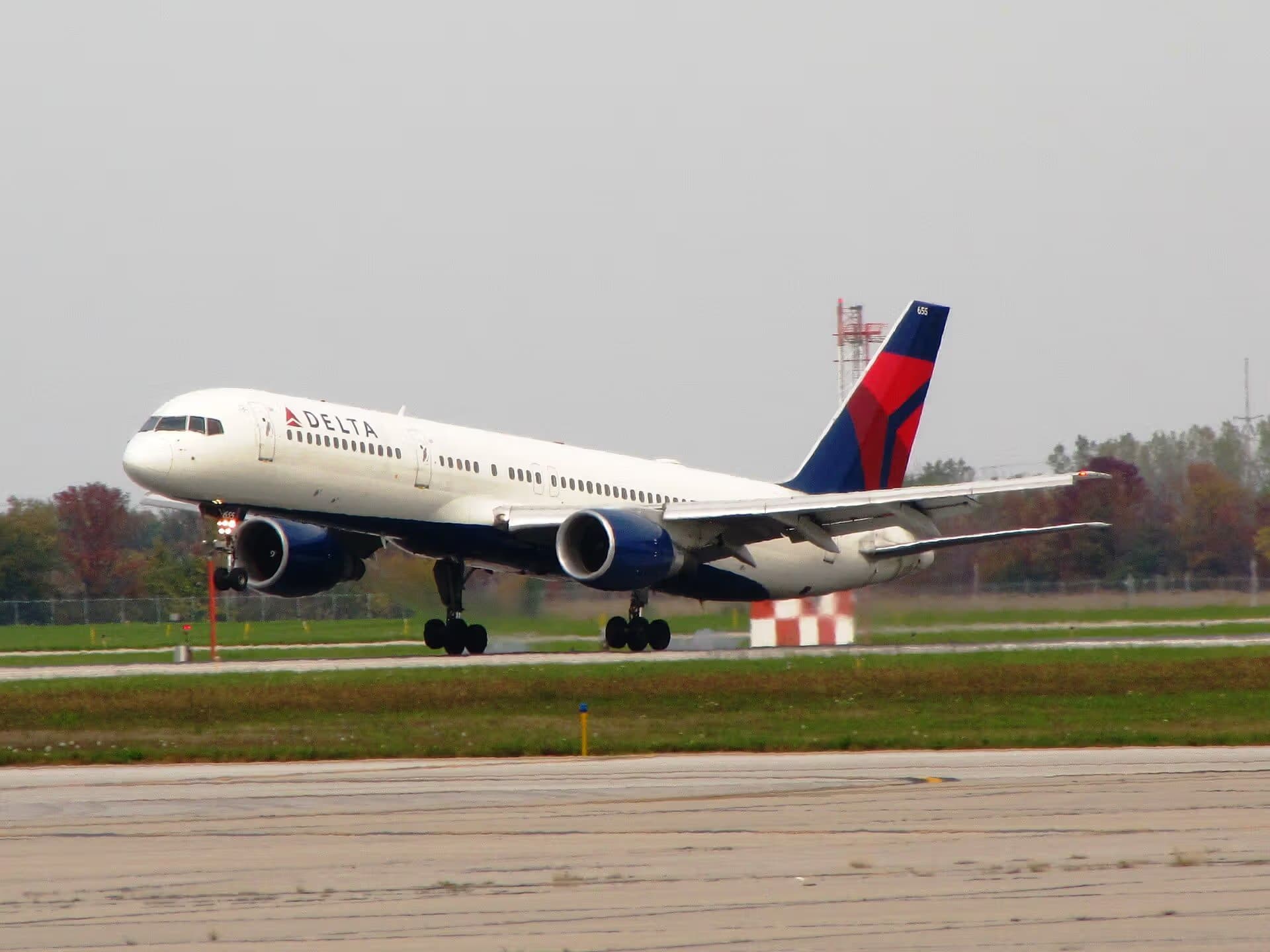 N655DL — Boeing