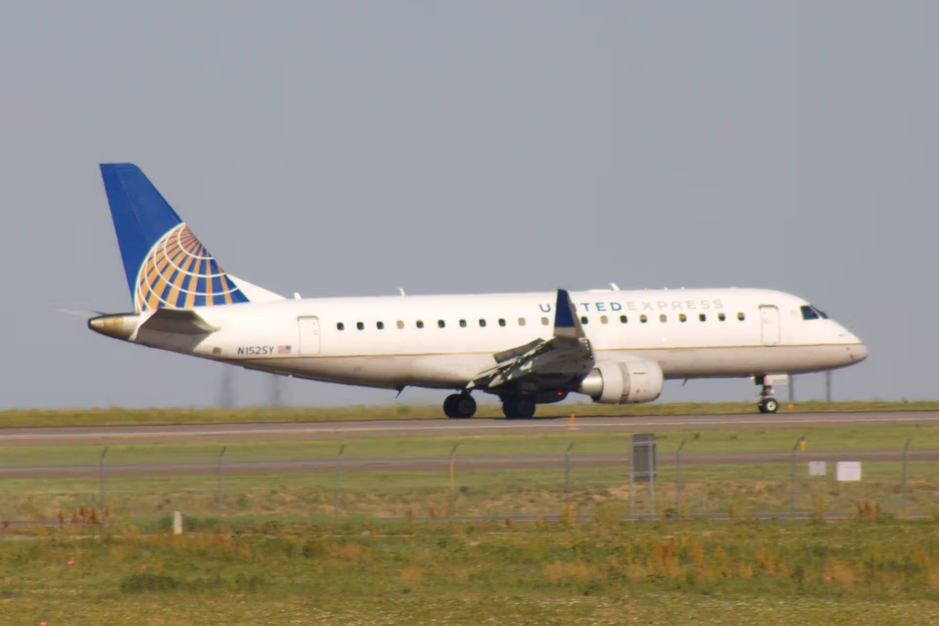 N152SY — Embraer