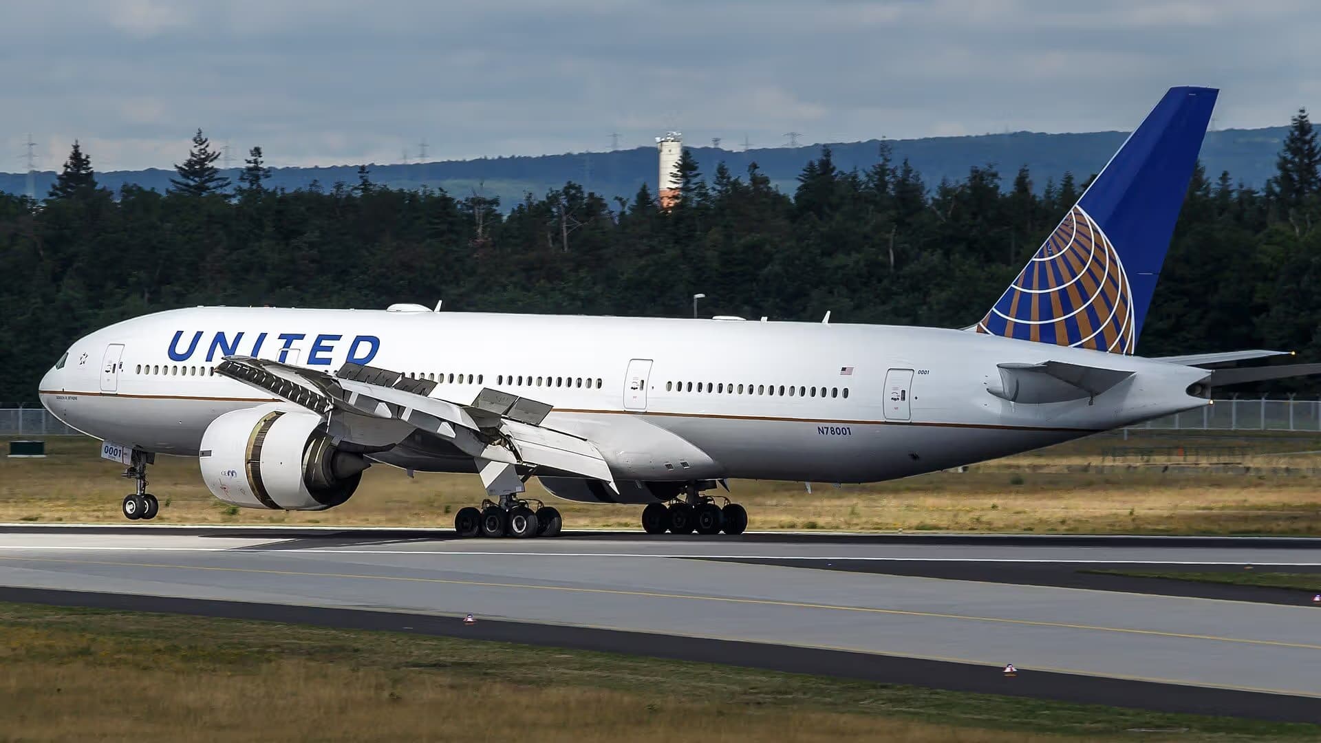N78001 — Boeing