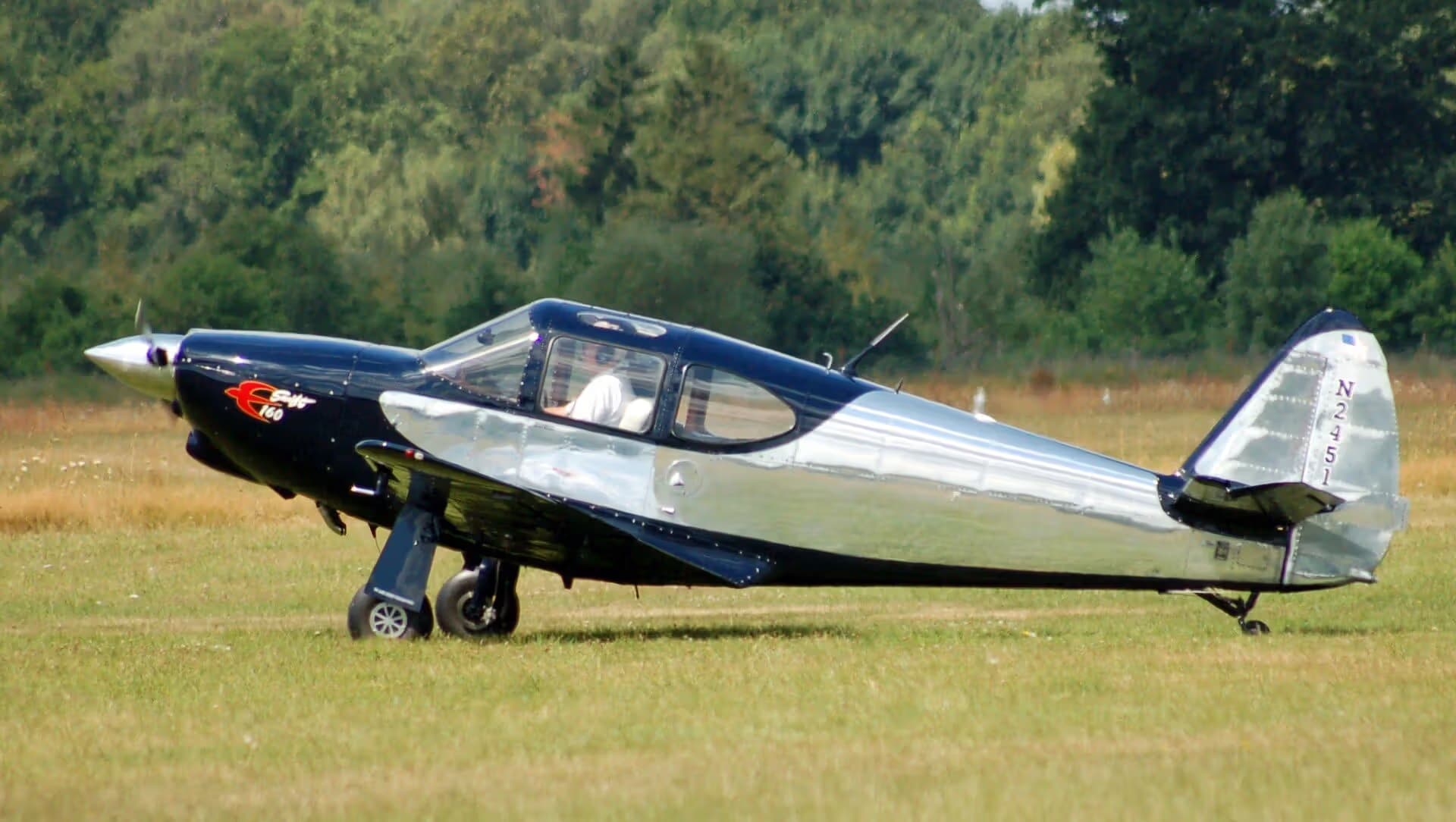N2451 — Single-engine aircraft