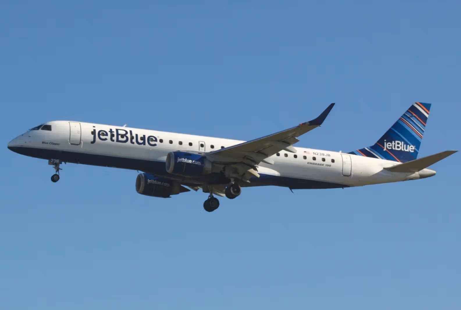 N238JB — Embraer