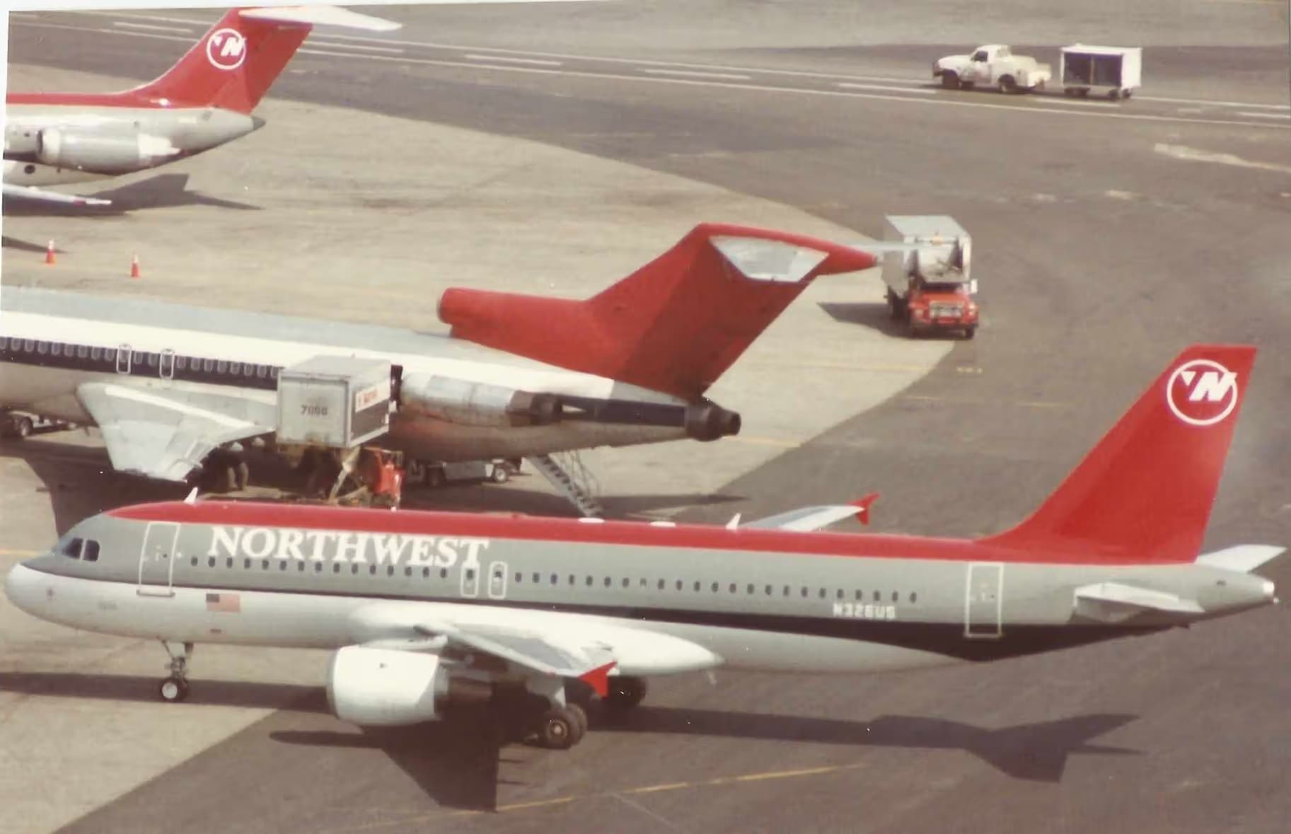 N326US — Airbus