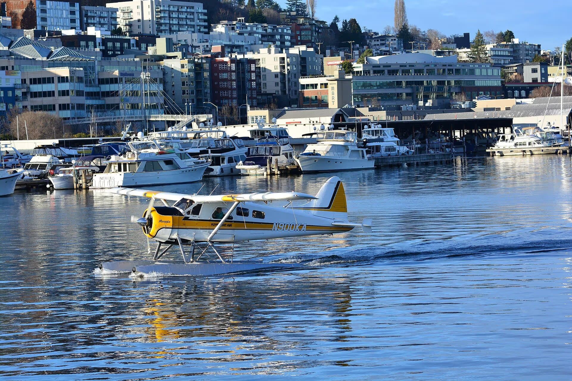 N900KA — De Havilland