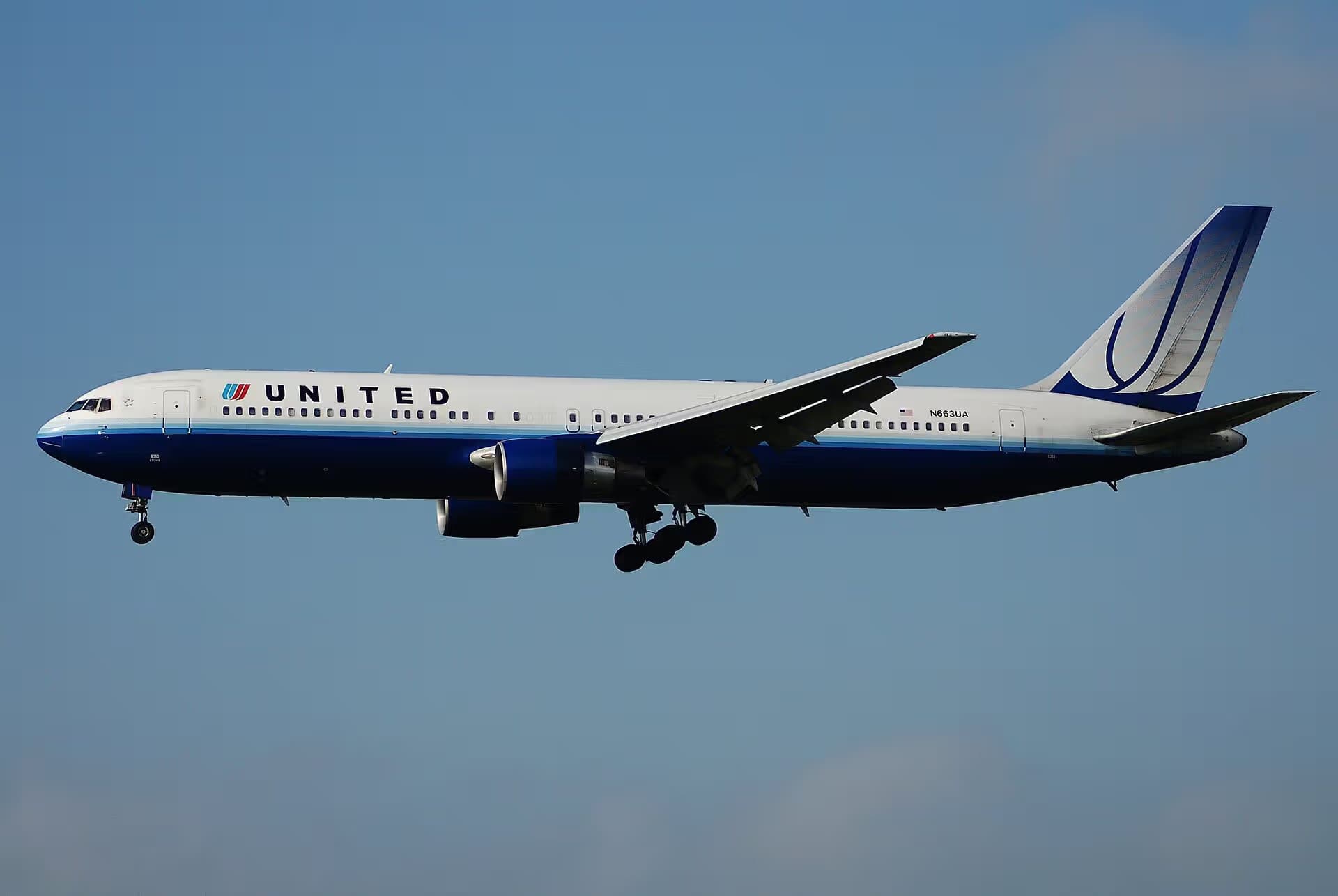 N663UA — Boeing