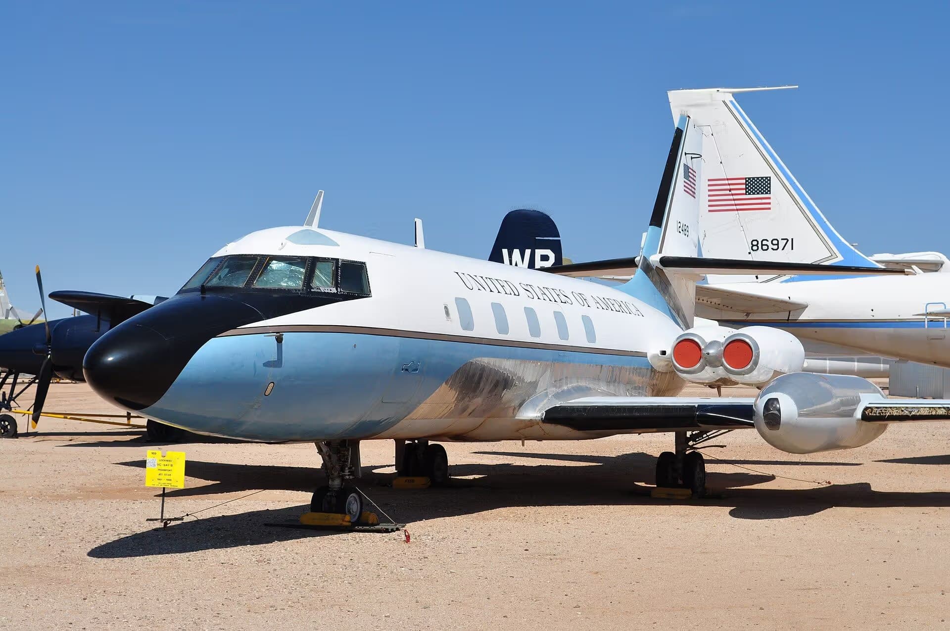 Unidentified — Aircraft