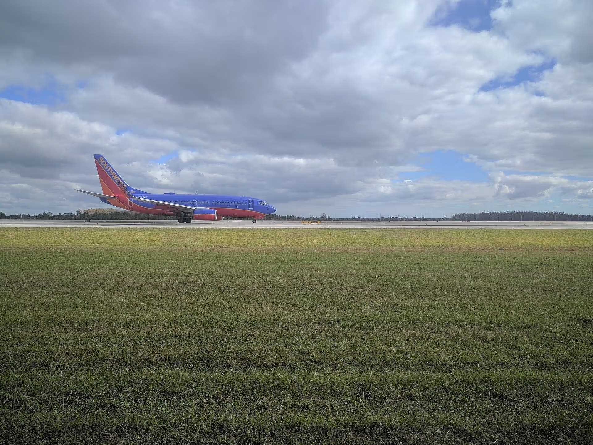 N789SW — Twin-engine aircraft