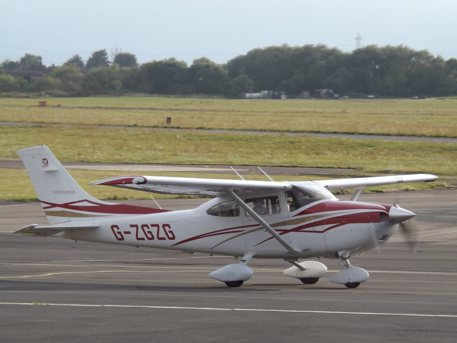 G-ZGZG — Cessna