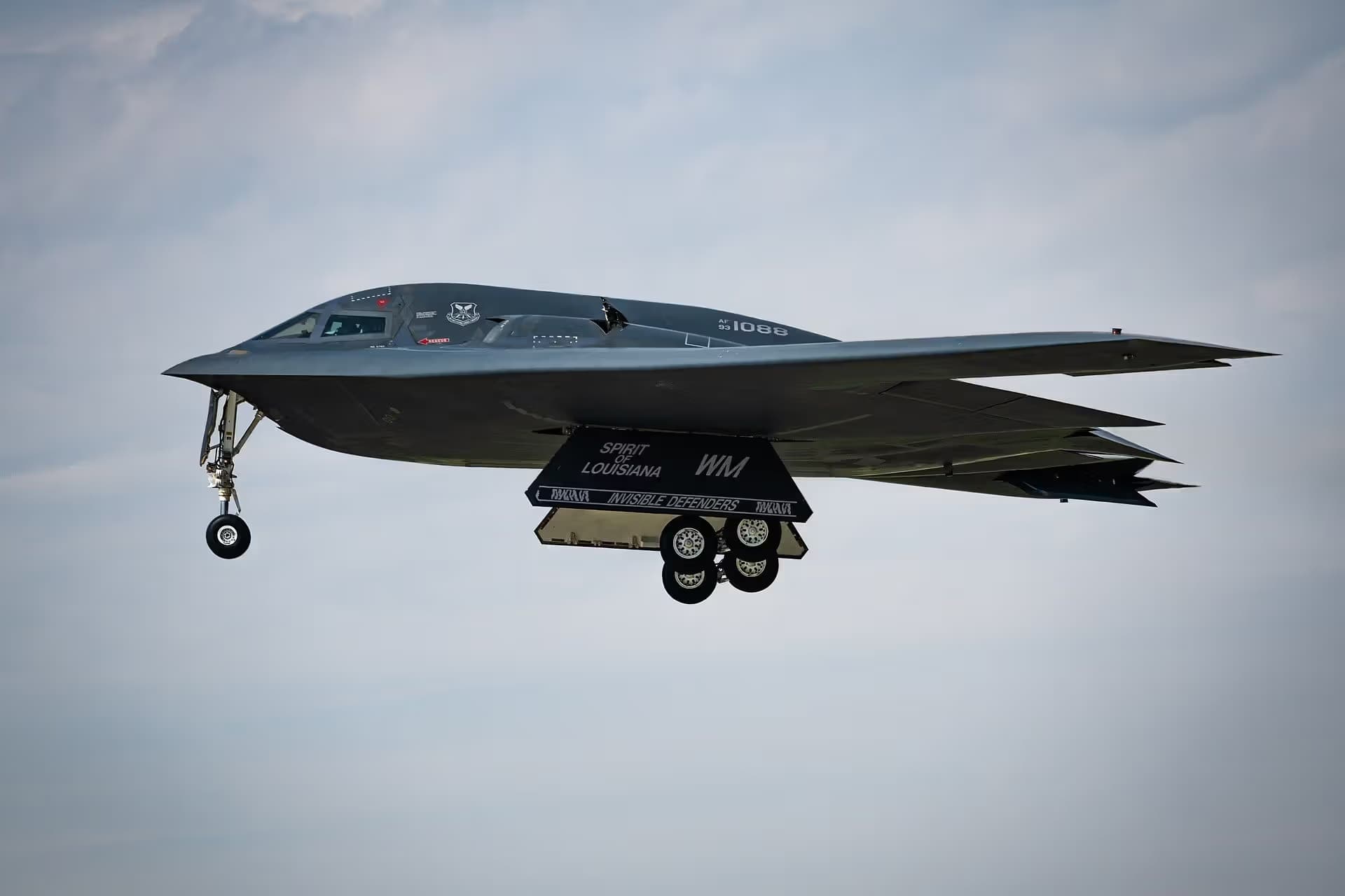 Unidentified — Aircraft at Whiteman Air Force Base