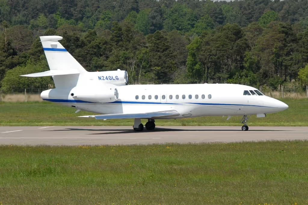N240LG — Business jet