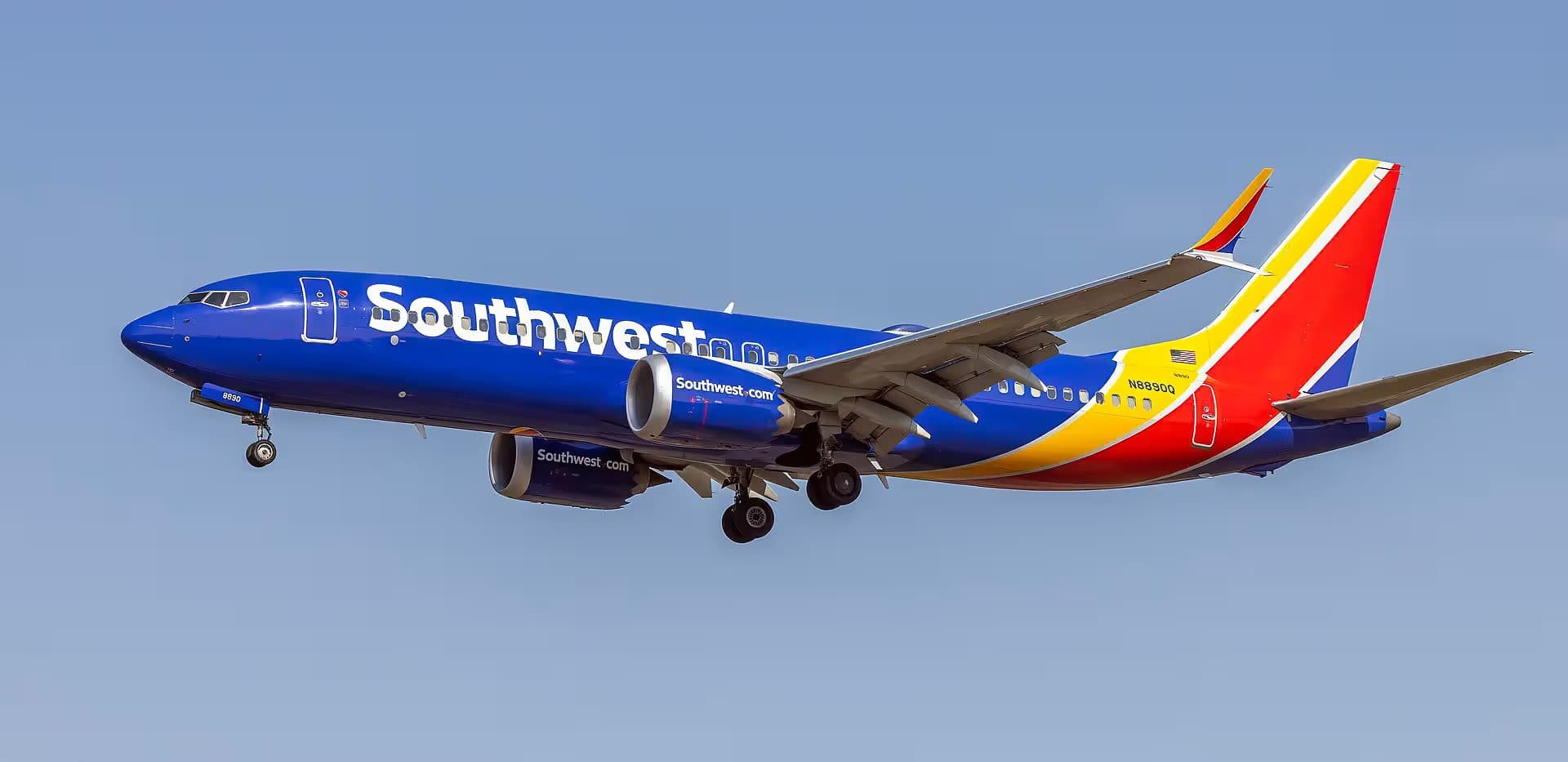 N8890Q — Boeing