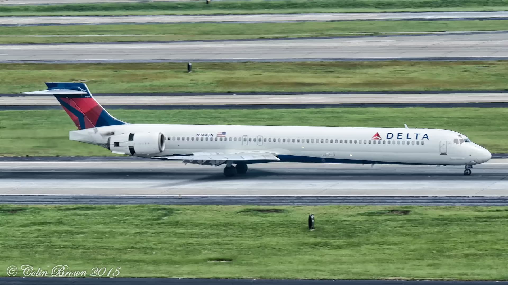 N944DN — Douglas