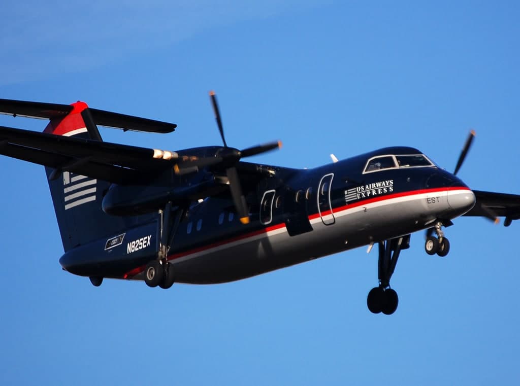 N825EX — De Havilland
