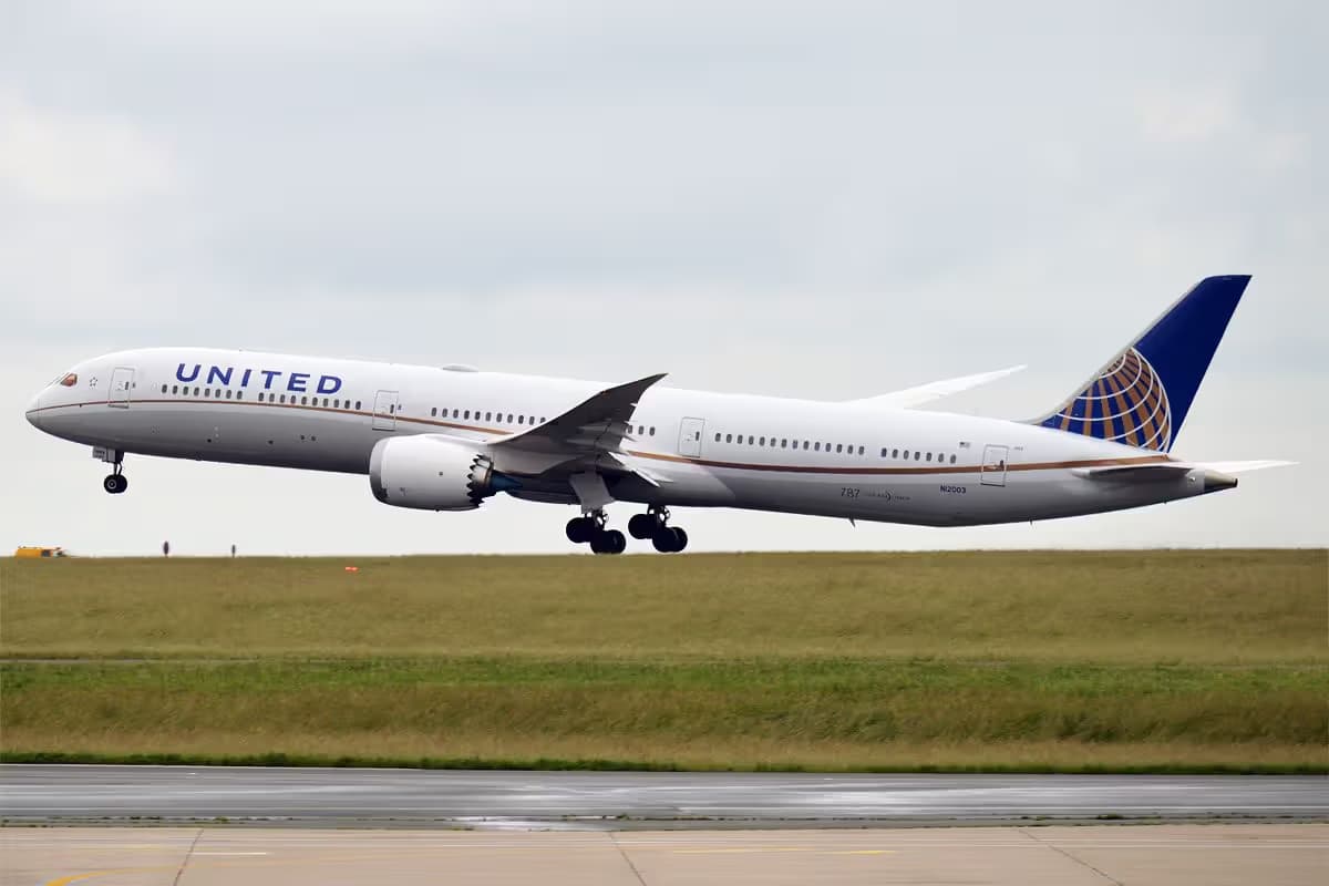 N12003 — Boeing