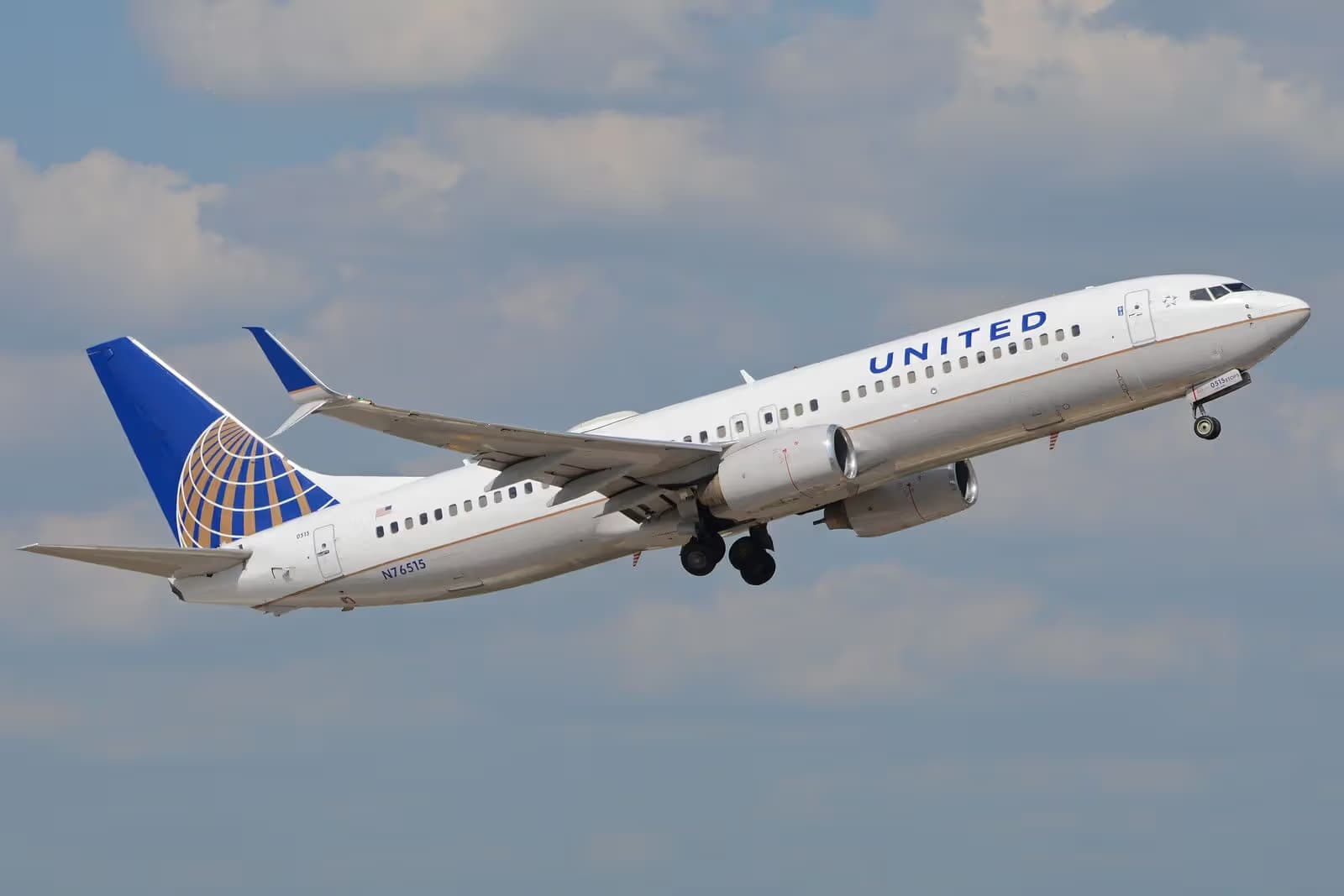 N76515 — Boeing