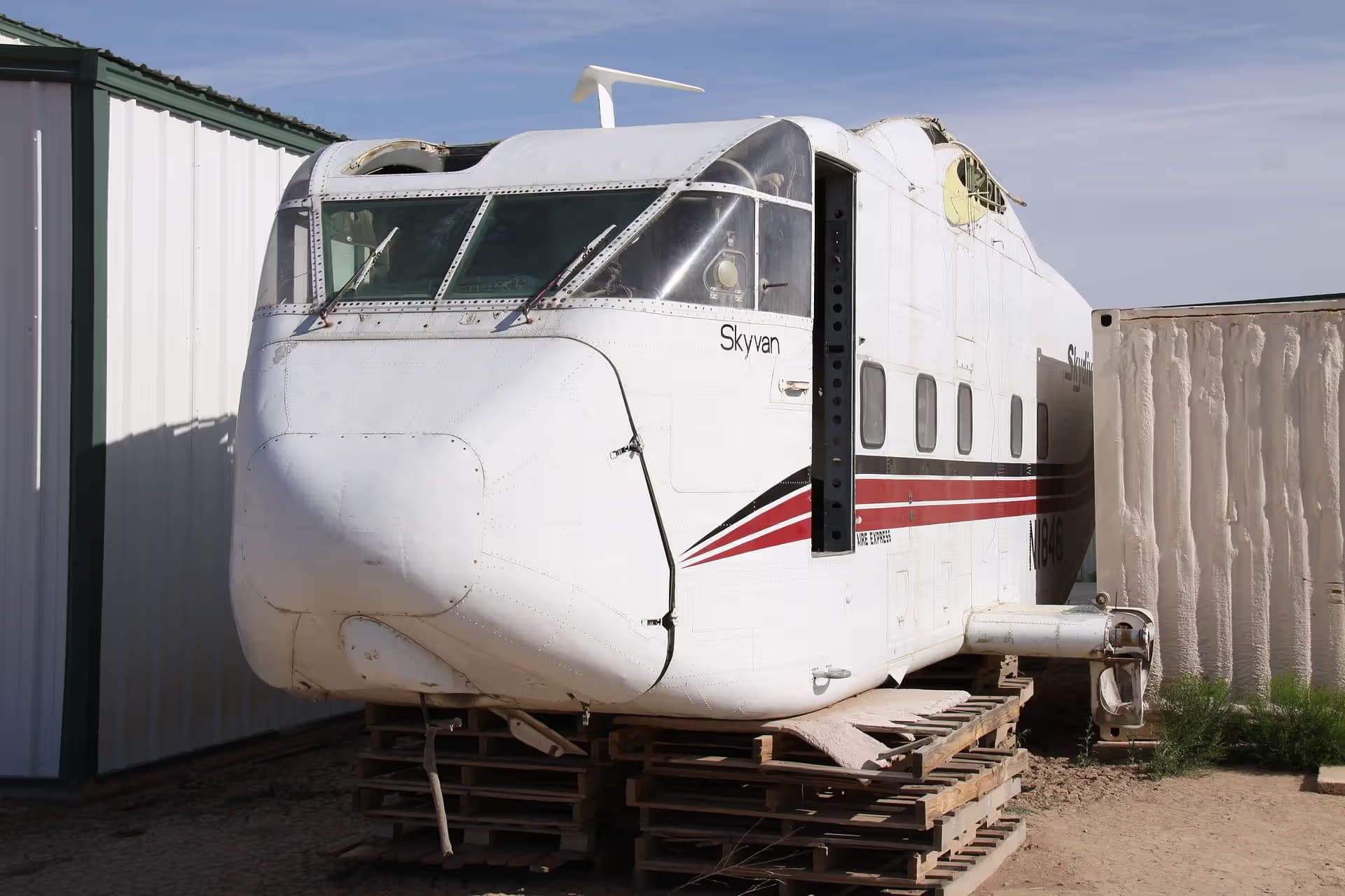 N1846 — Aircraft